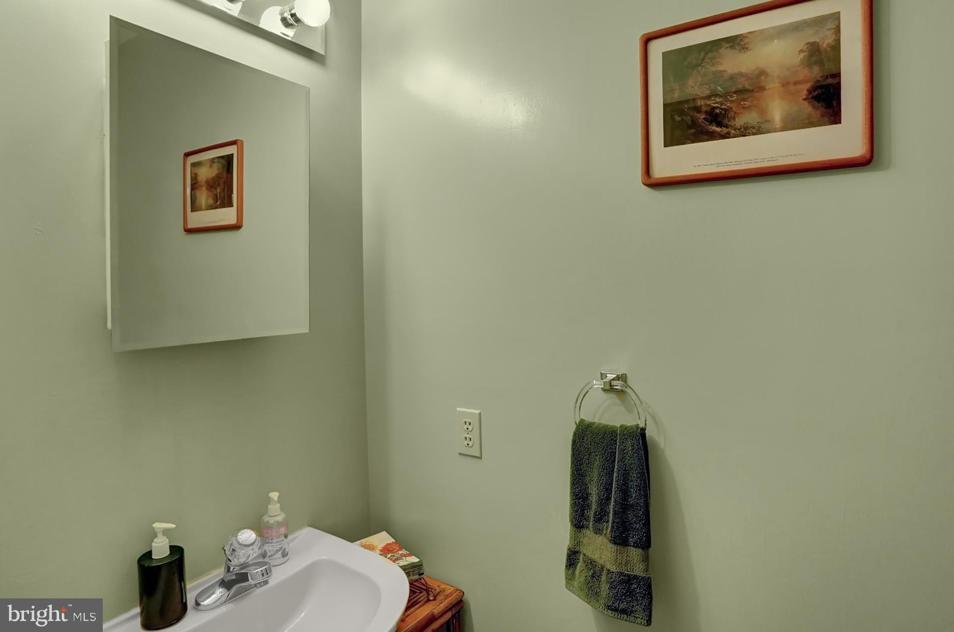 WILSHIRE MEADOWS - Residential