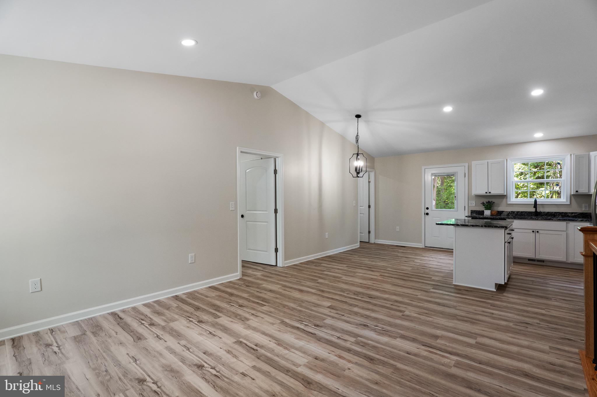 SHANNONDALE - Residential
