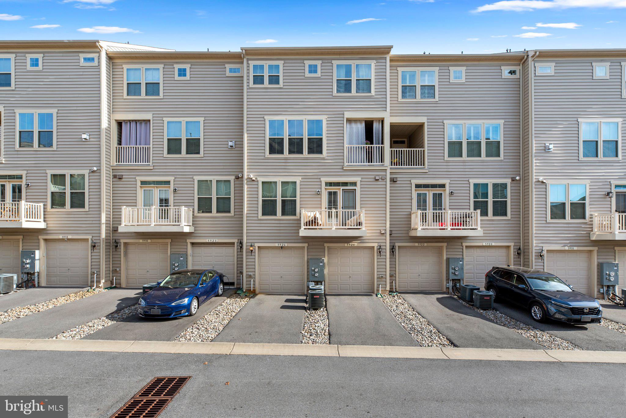 JEFFERSON PLACE - Residential