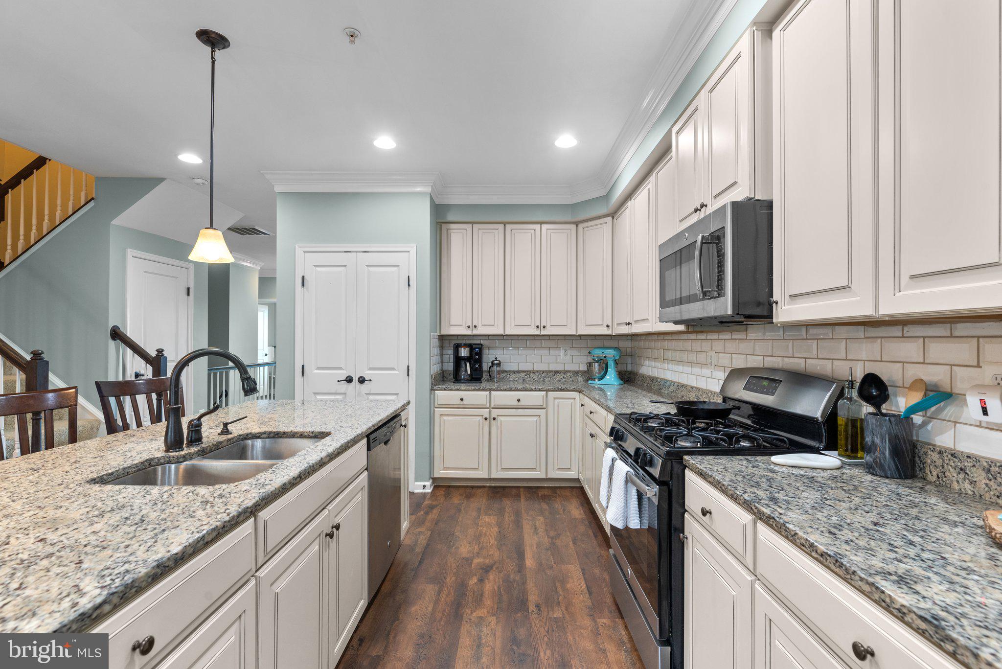 JEFFERSON PLACE - Residential