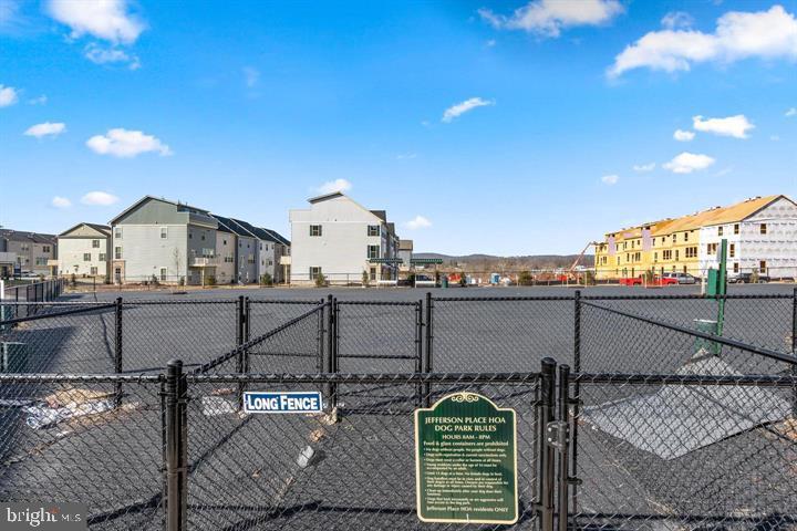 JEFFERSON PLACE - Residential