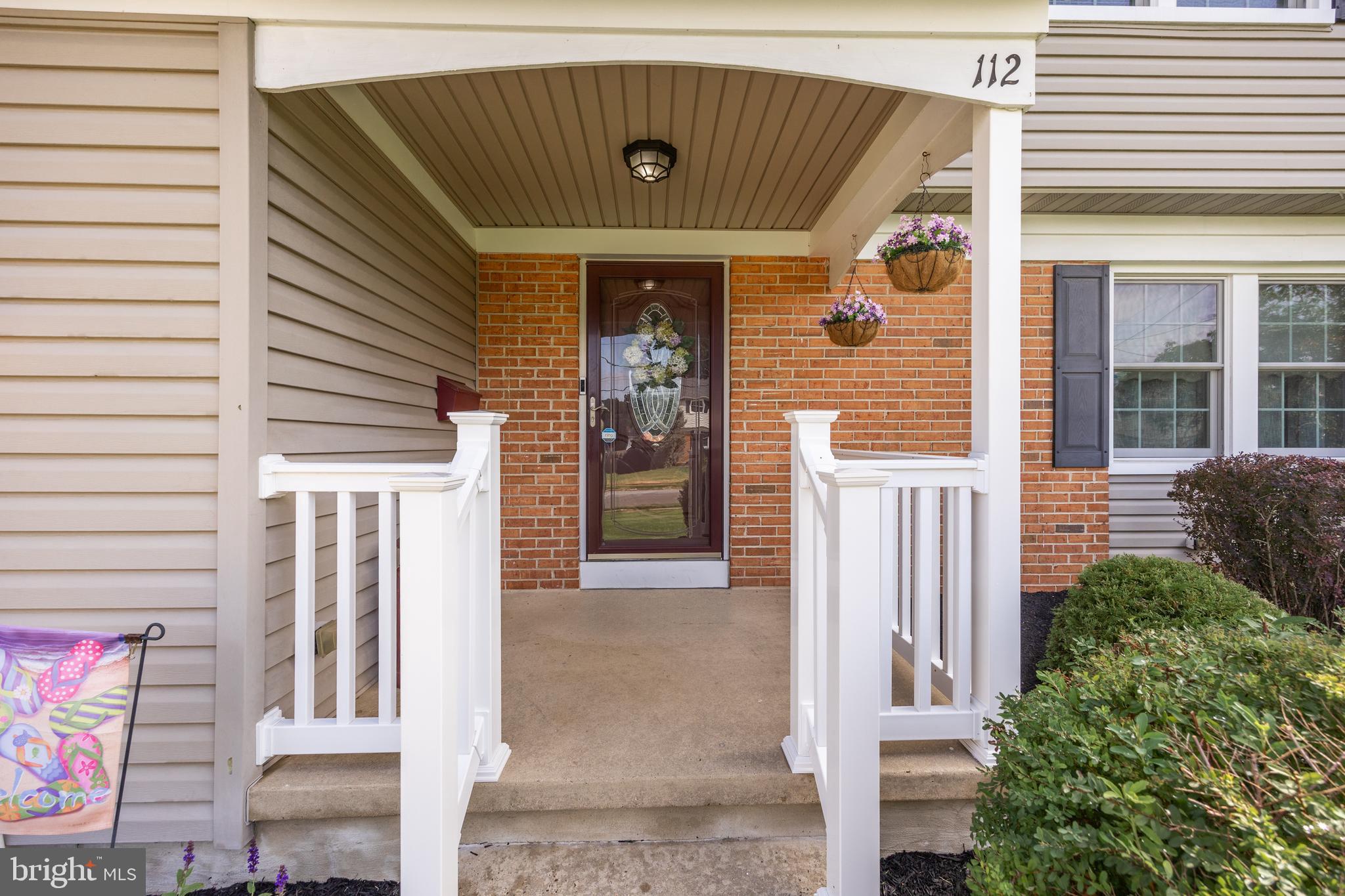 112 CHAMPLAIN ROAD