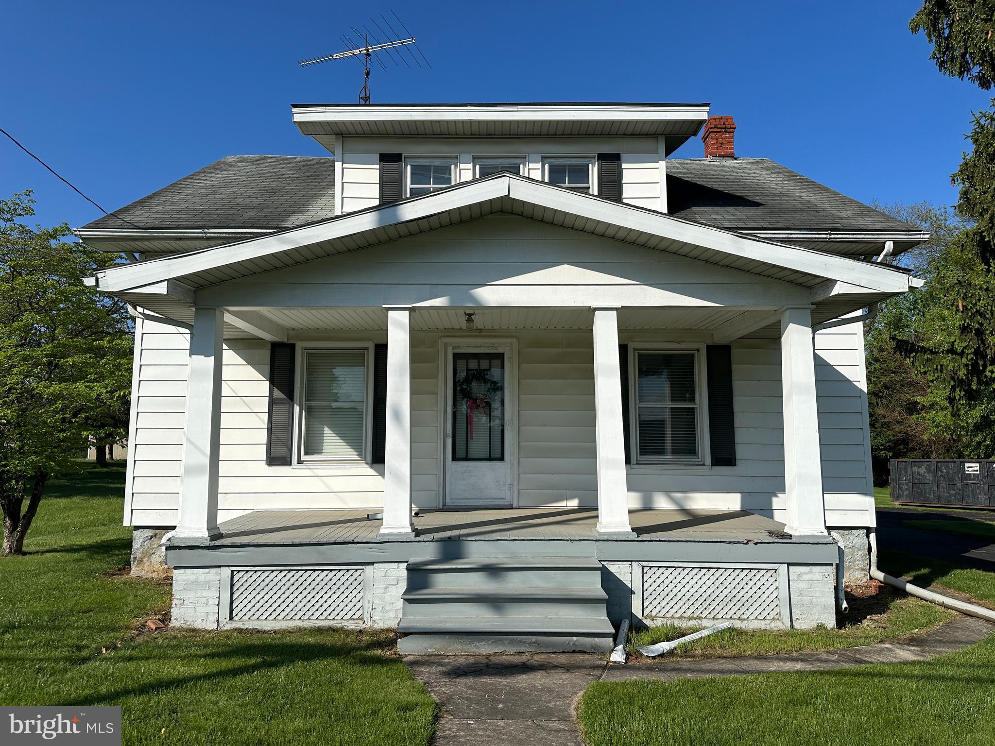 13024 SALEM AVENUE