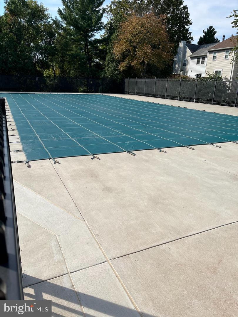 WINDING BROOK - Residential Lease