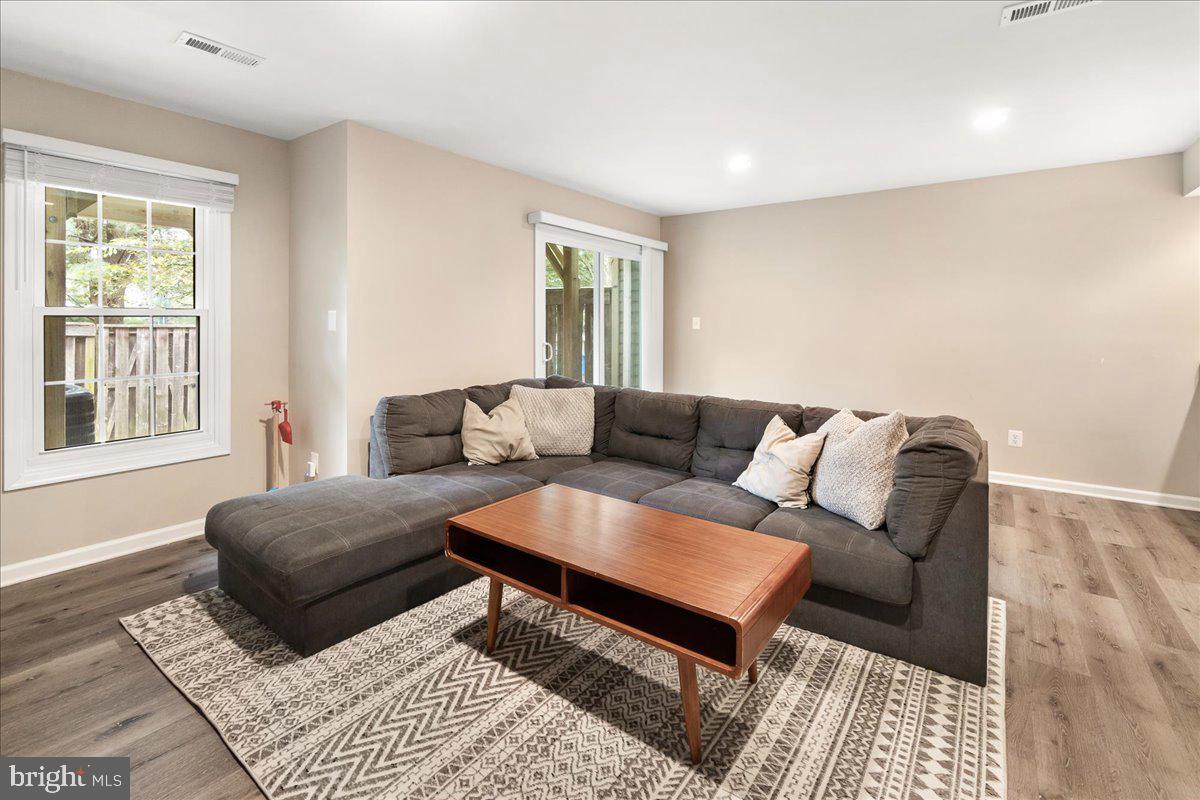 THE REACH - Residential