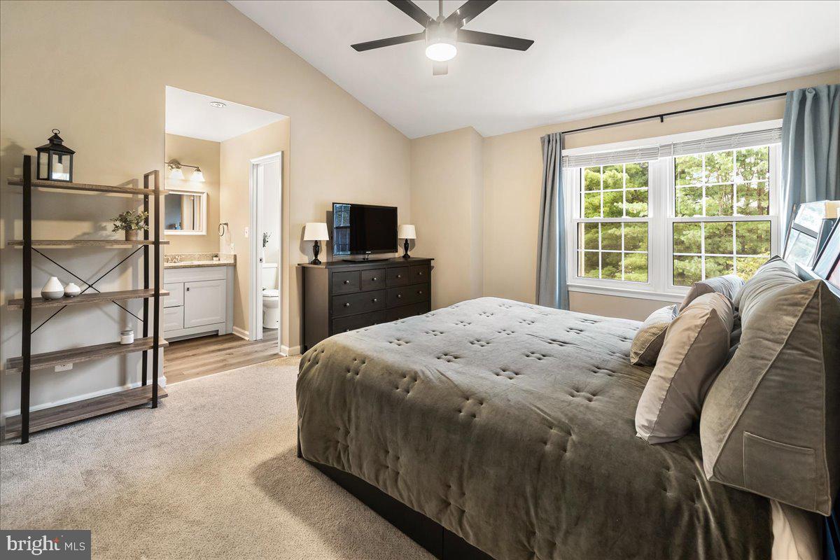 THE REACH - Residential