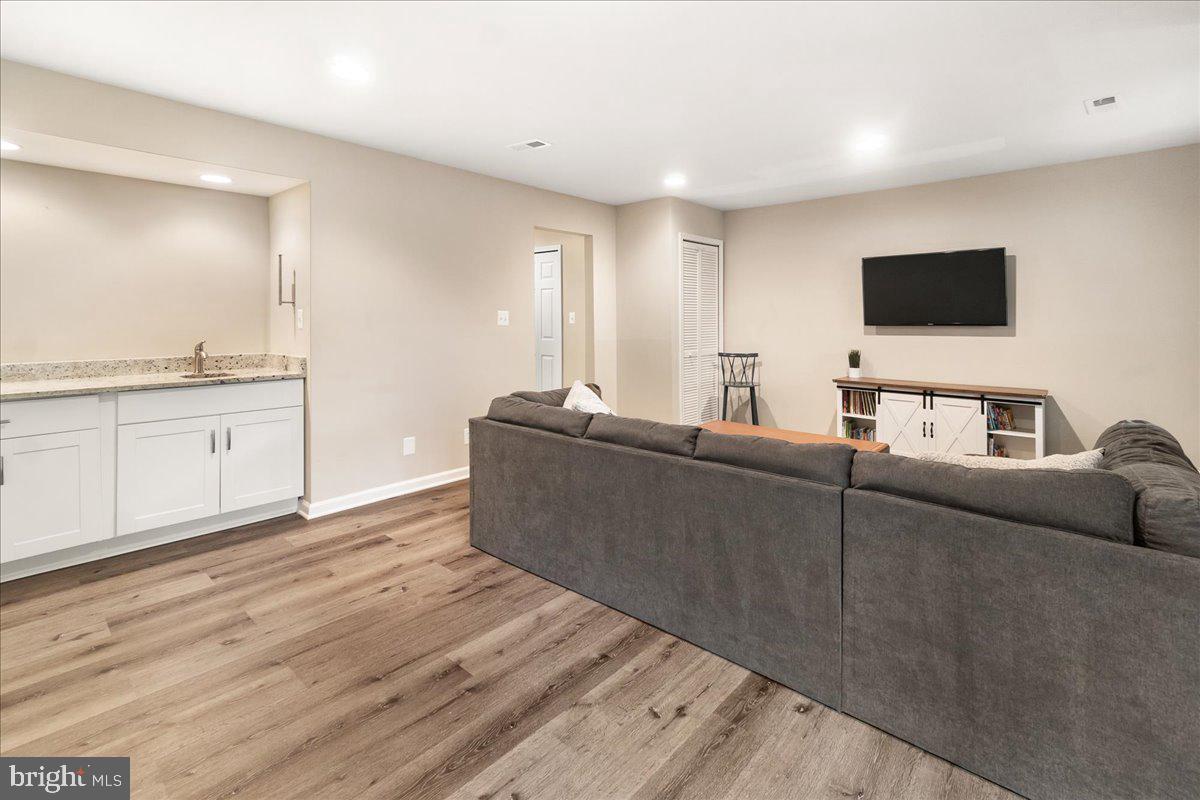 THE REACH - Residential