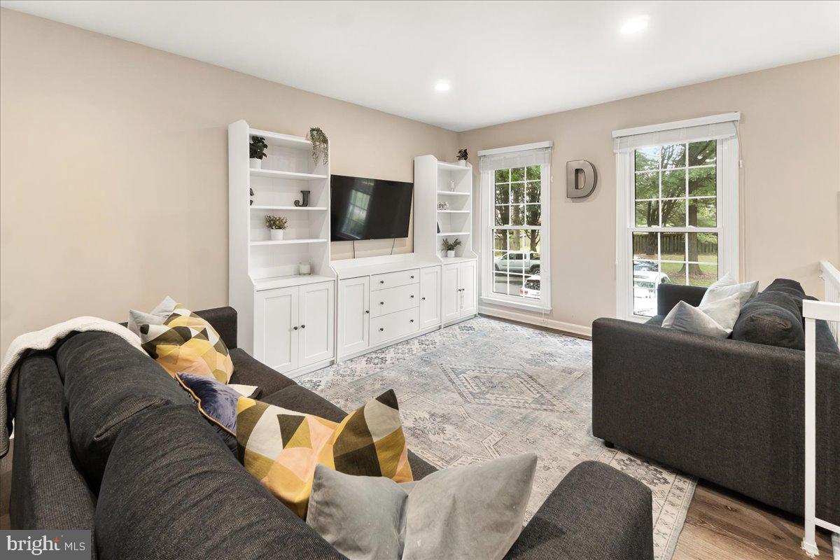 THE REACH - Residential