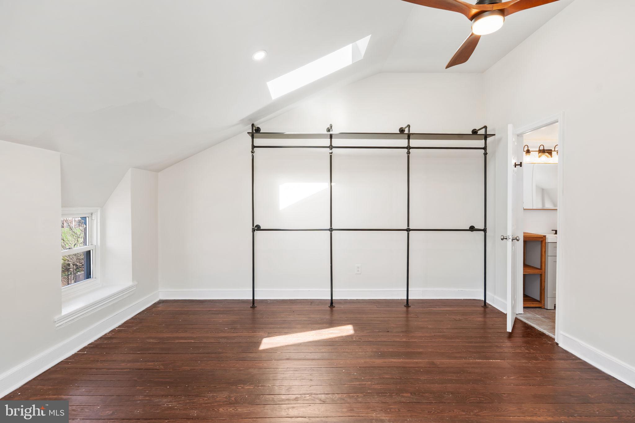 GERMANTOWN - Residential