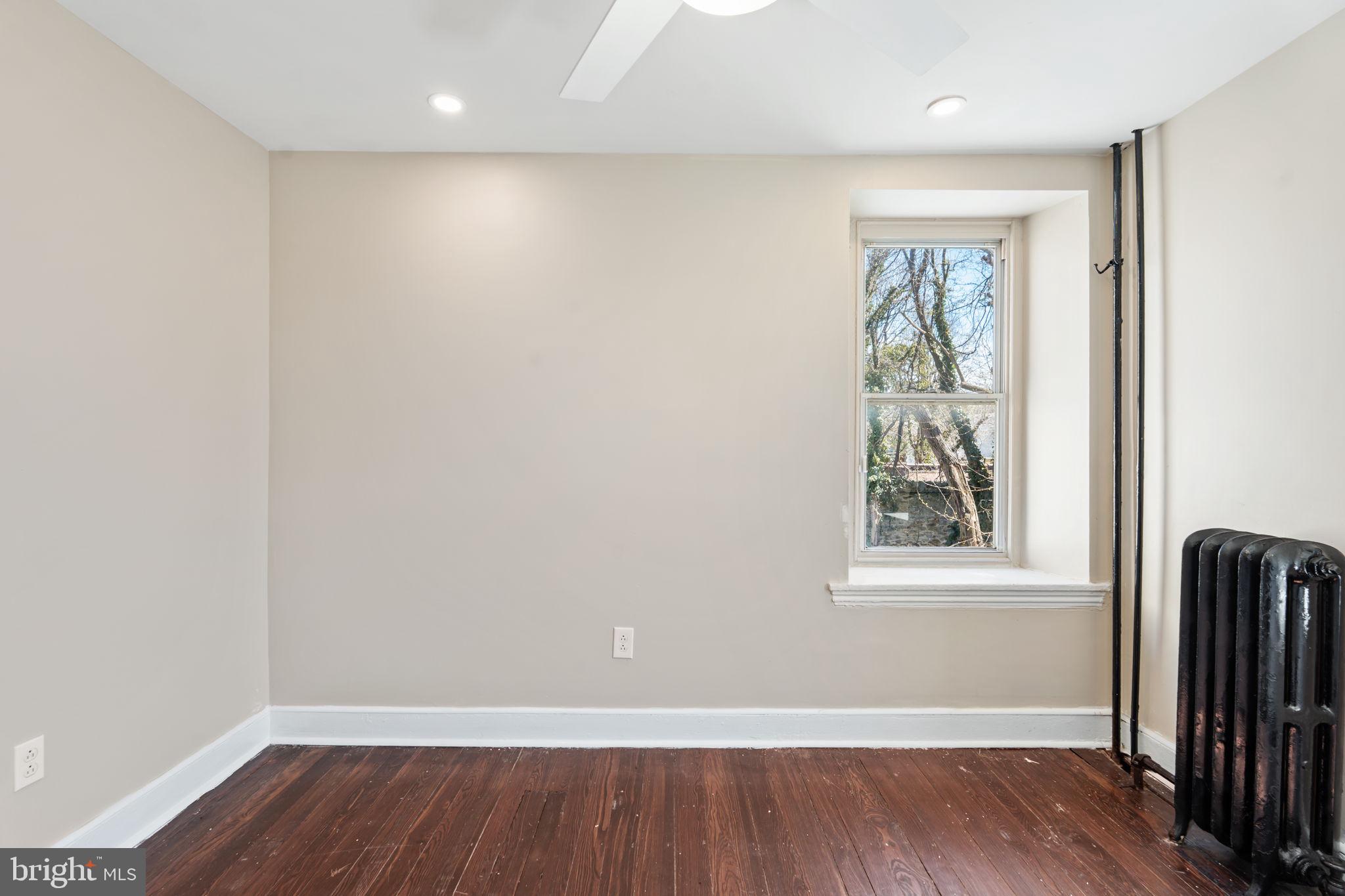 GERMANTOWN - Residential