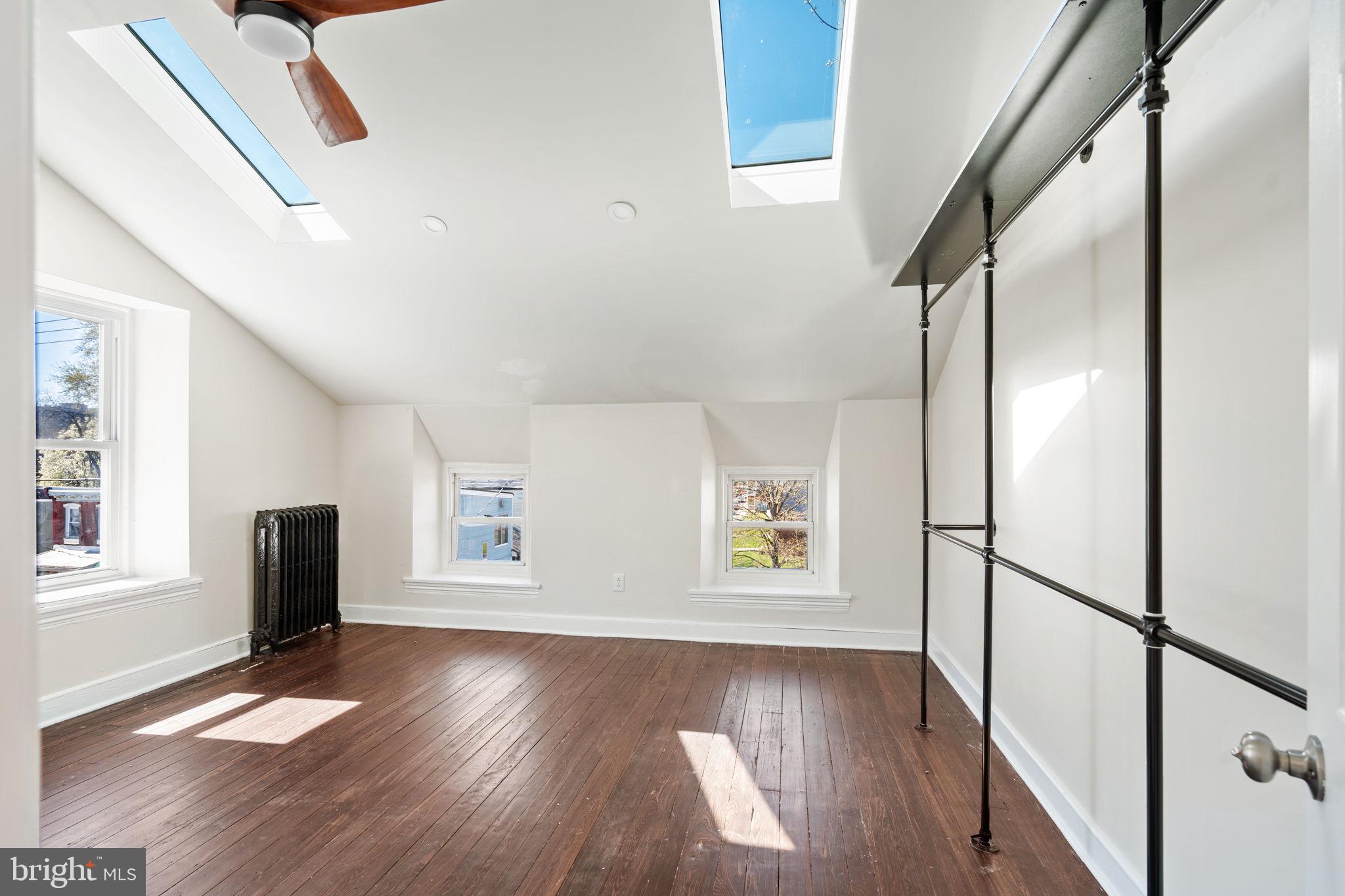 GERMANTOWN - Residential