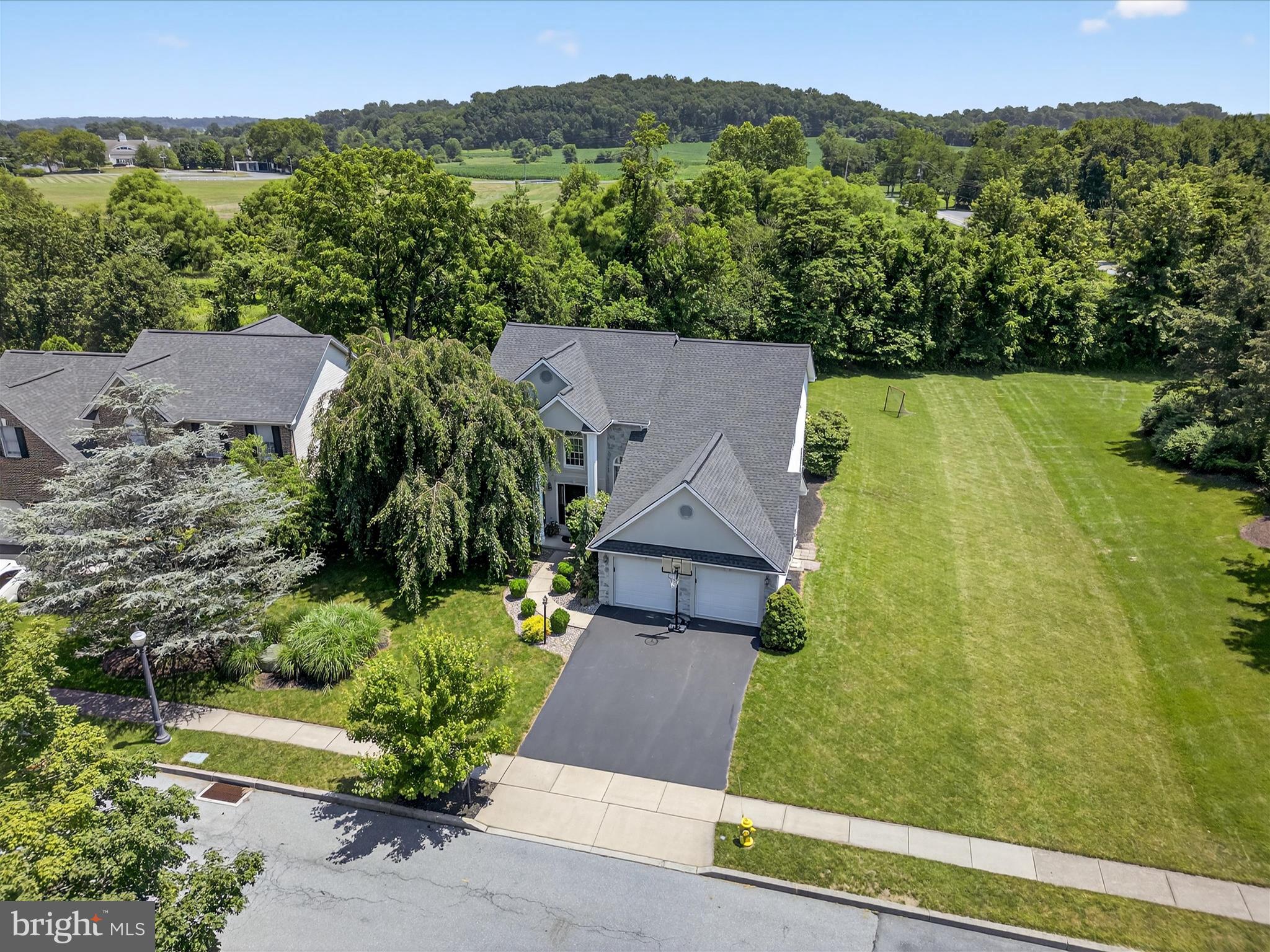 8 JACOBS CREEK DRIVE