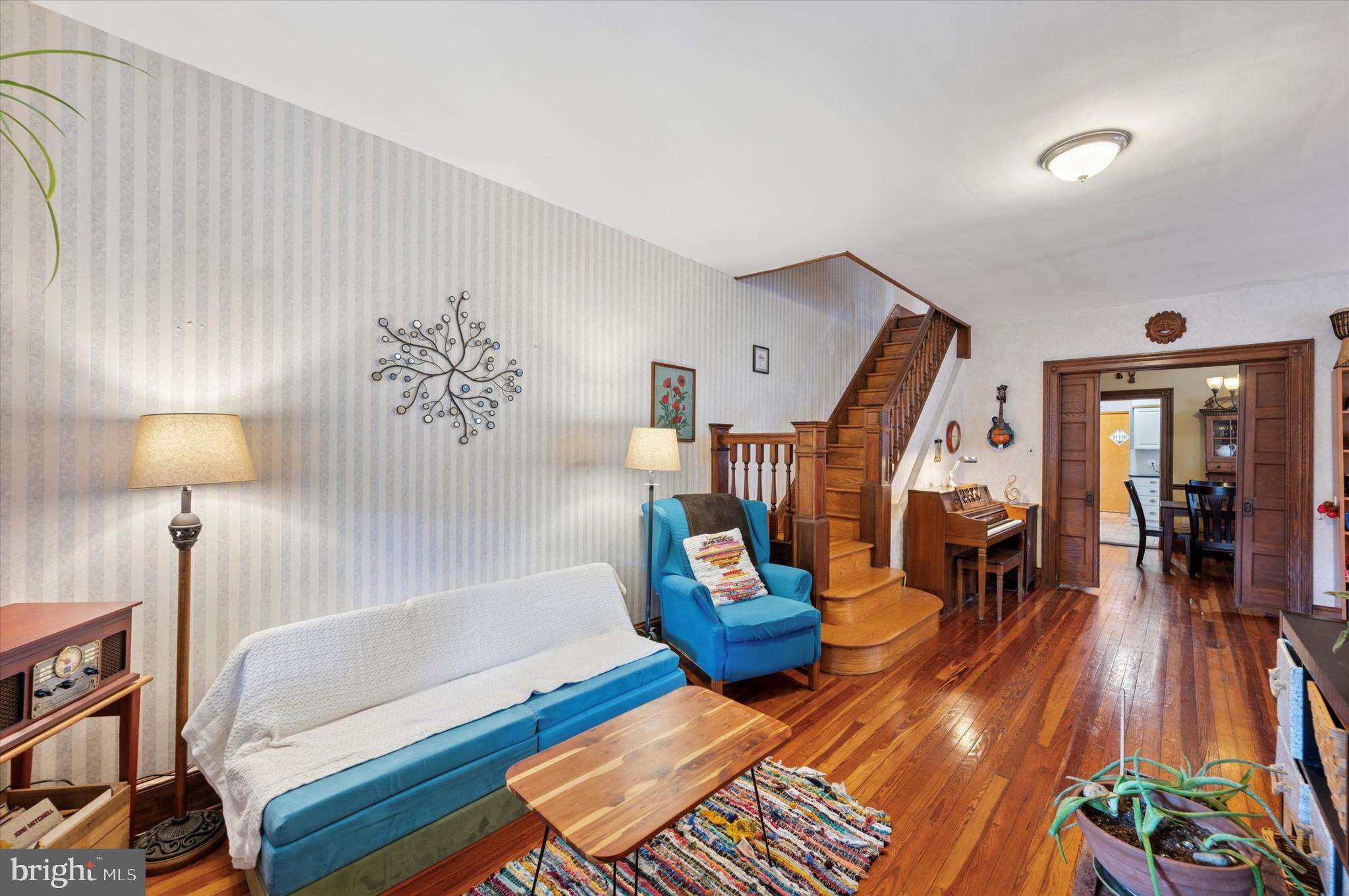 GIRARD ESTATES - Residential