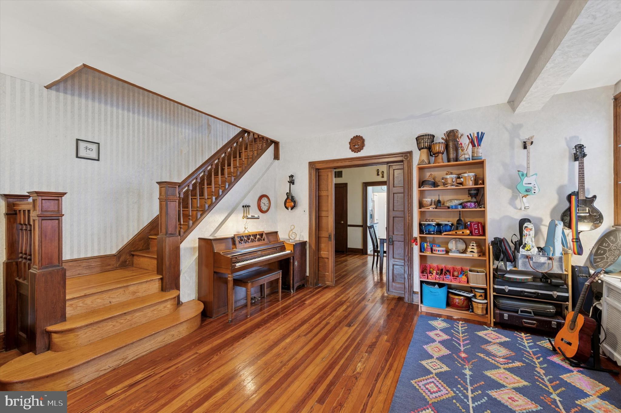 GIRARD ESTATES - Residential