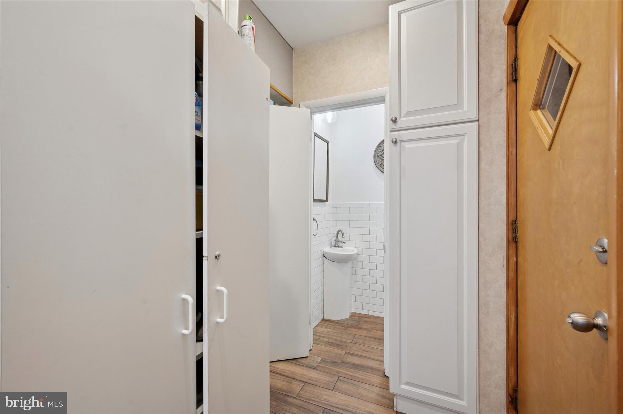 GIRARD ESTATES - Residential