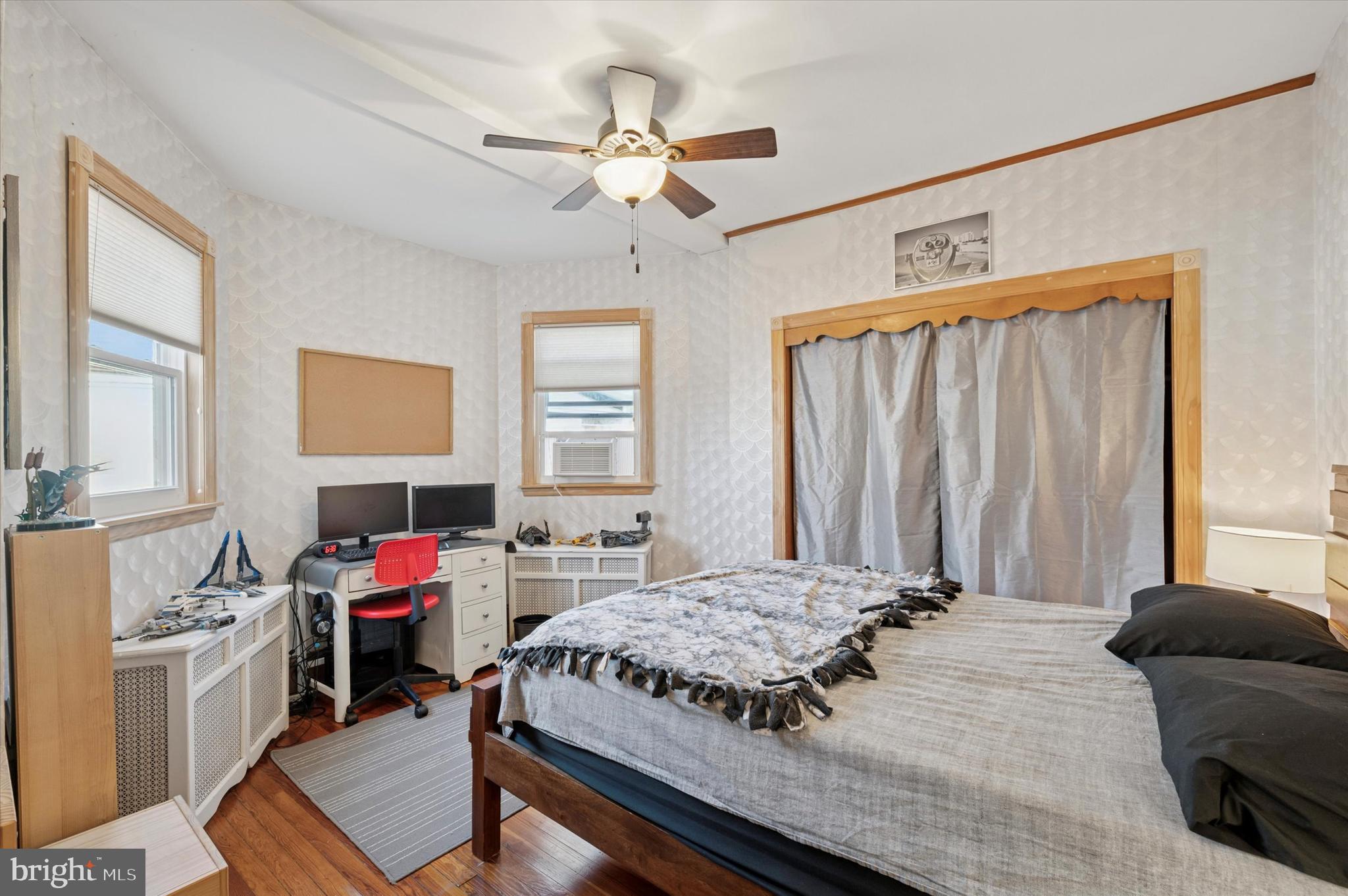 GIRARD ESTATES - Residential