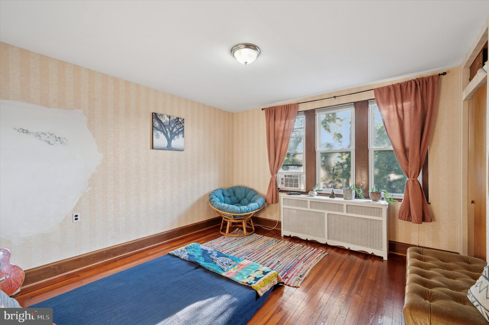 GIRARD ESTATES - Residential