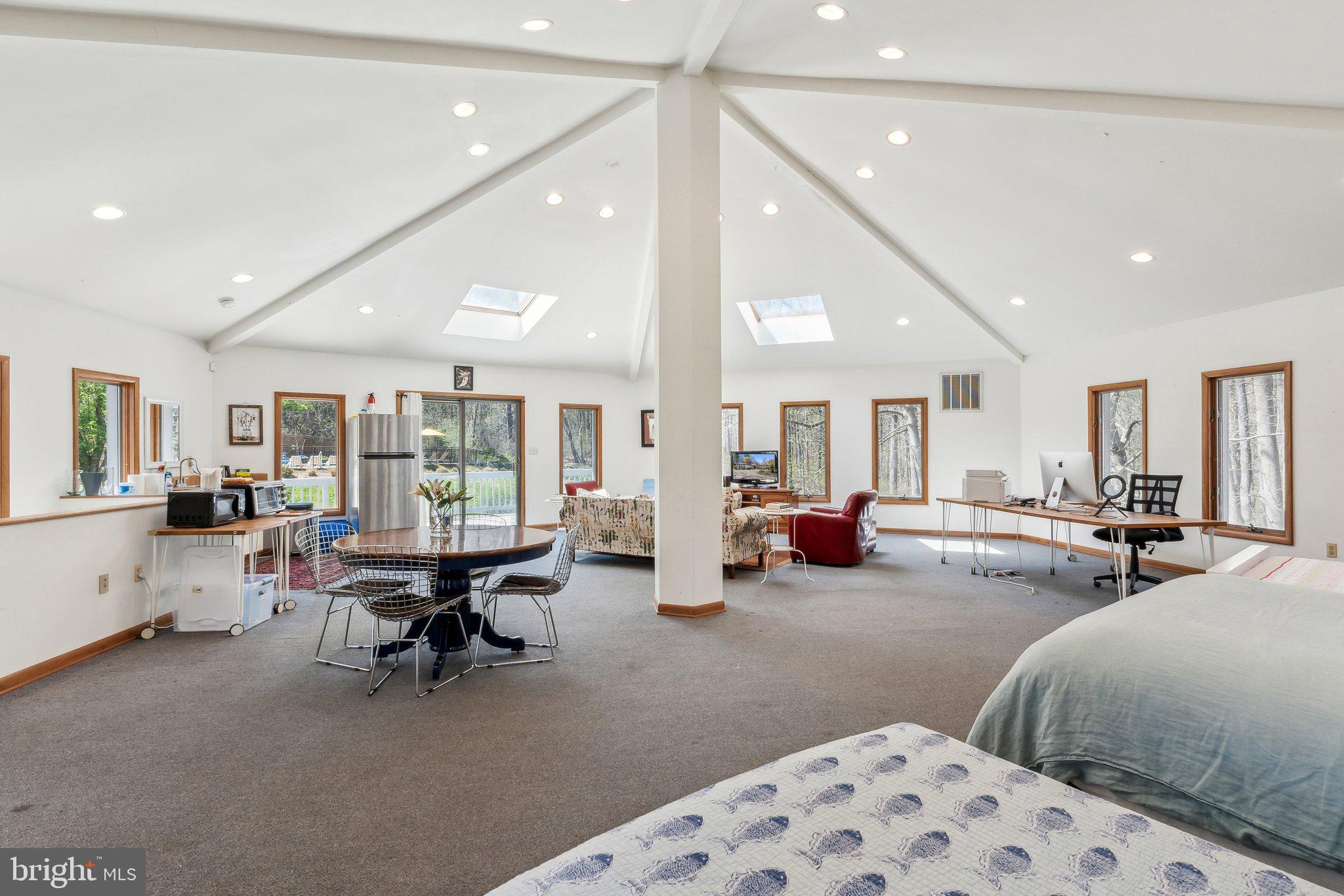 WOODMARK - Residential