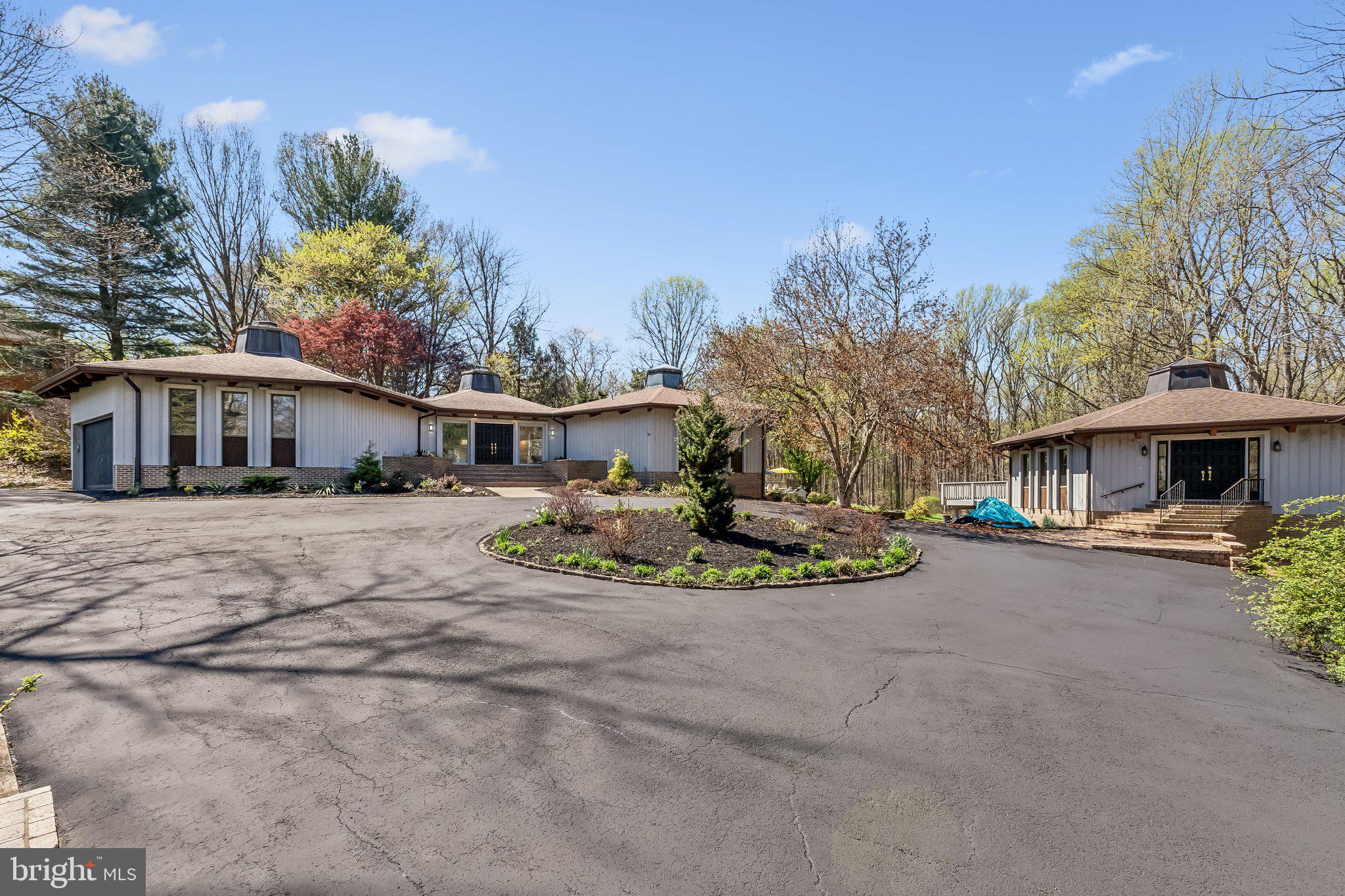 WOODMARK - Residential