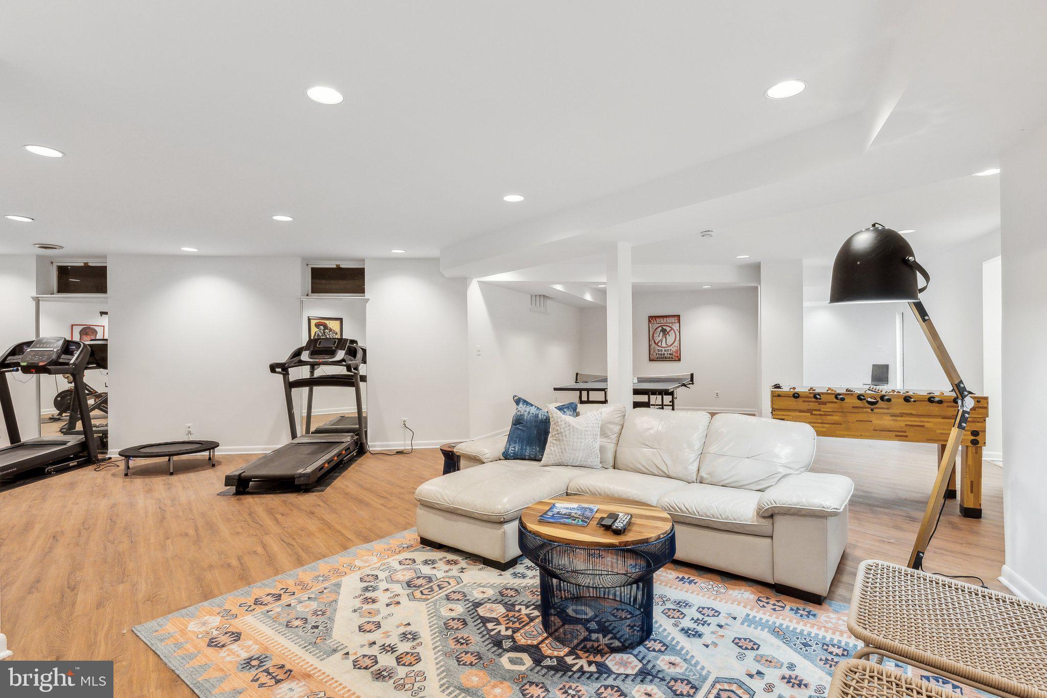 WOODMARK - Residential