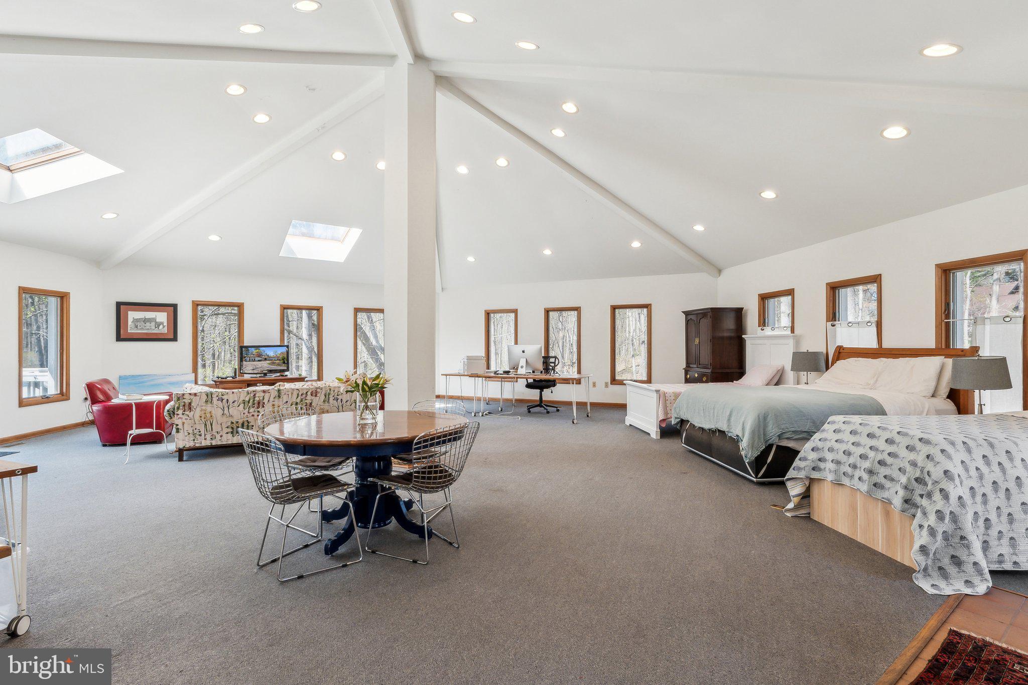 WOODMARK - Residential