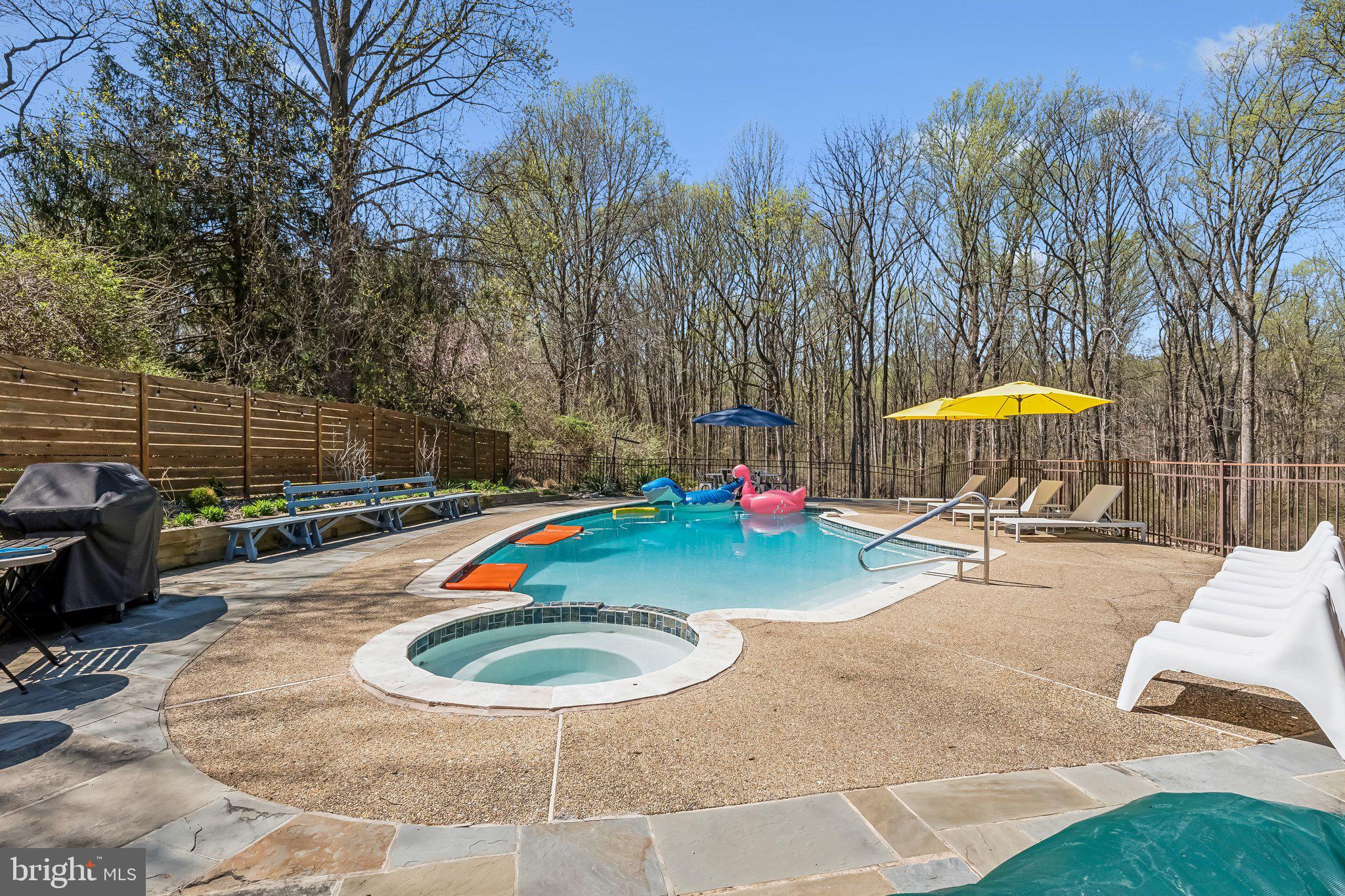 WOODMARK - Residential