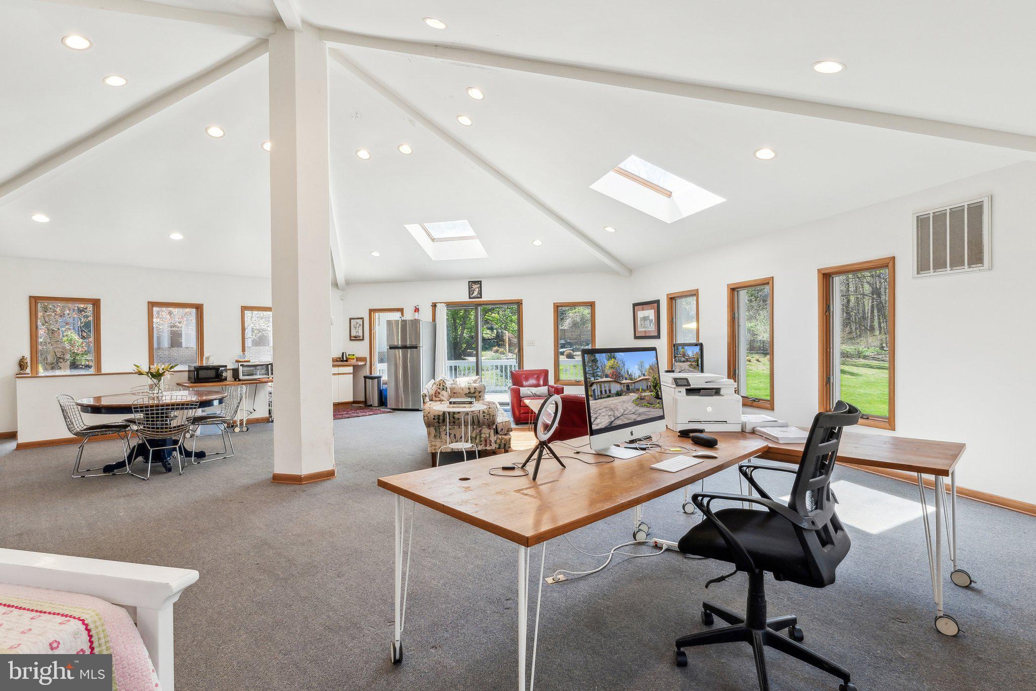 WOODMARK - Residential