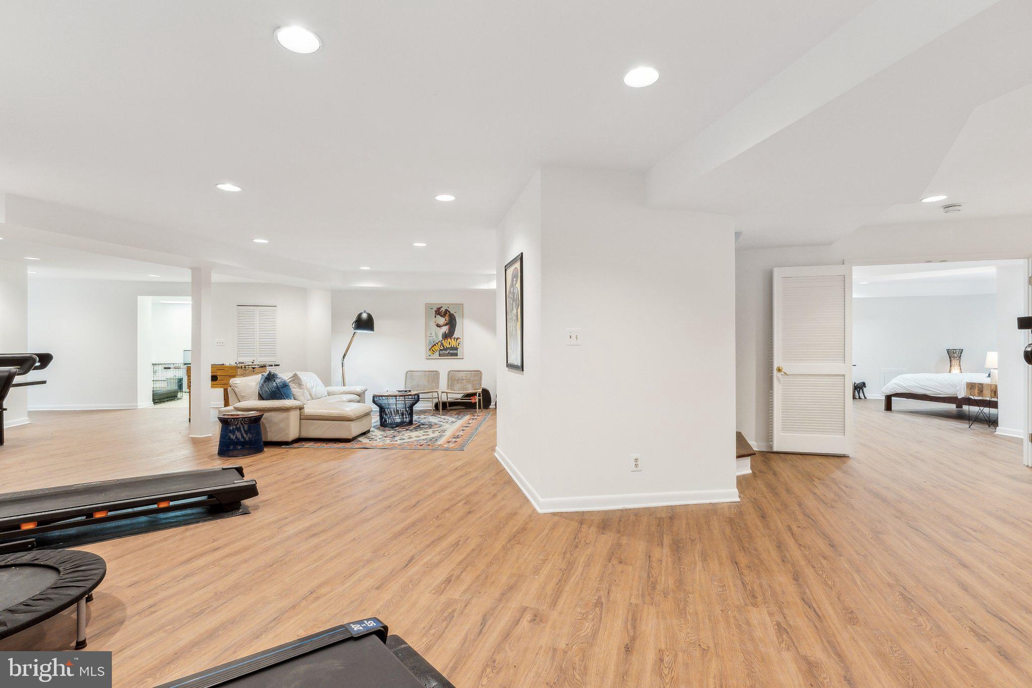 WOODMARK - Residential