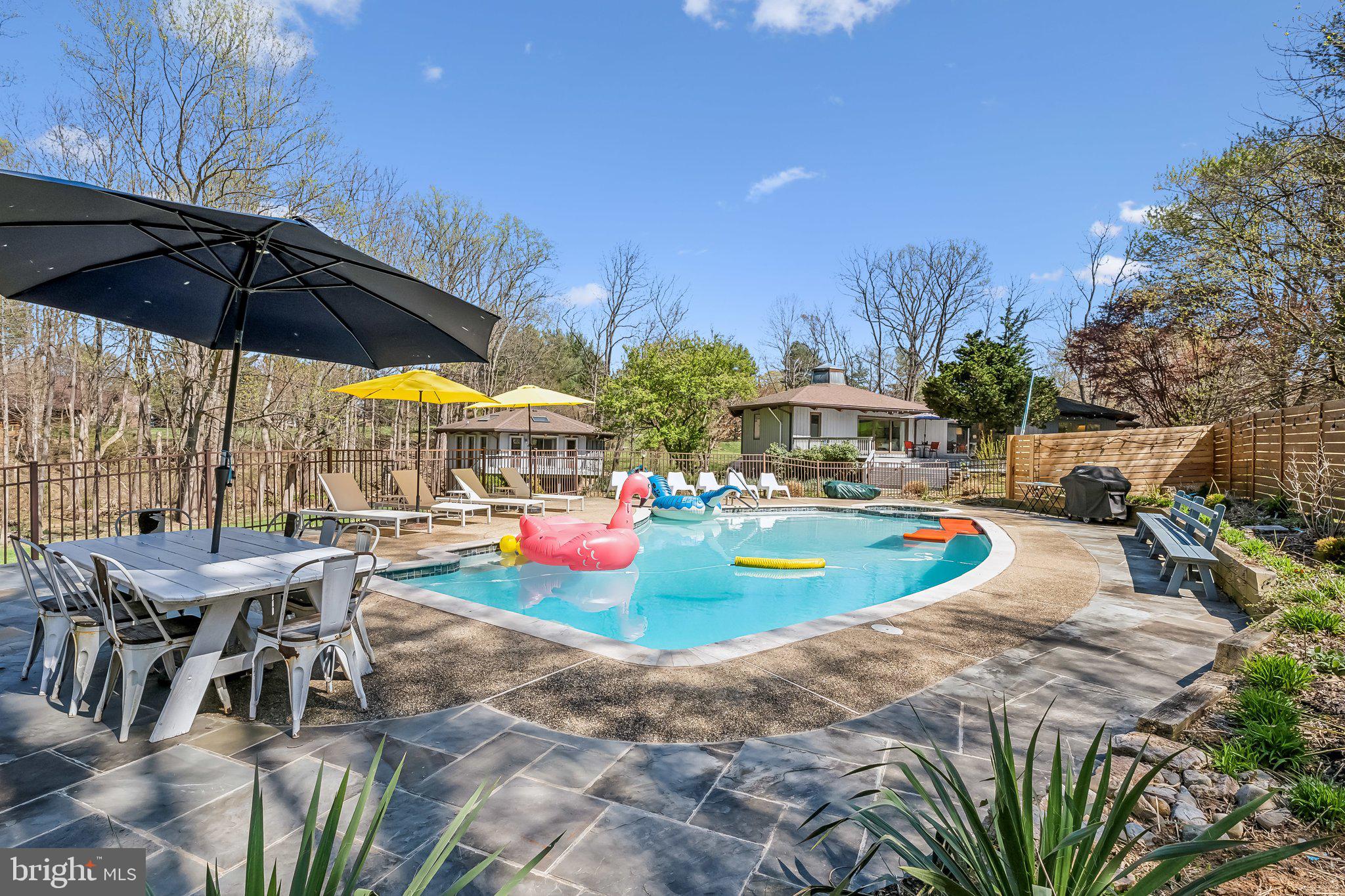 WOODMARK - Residential