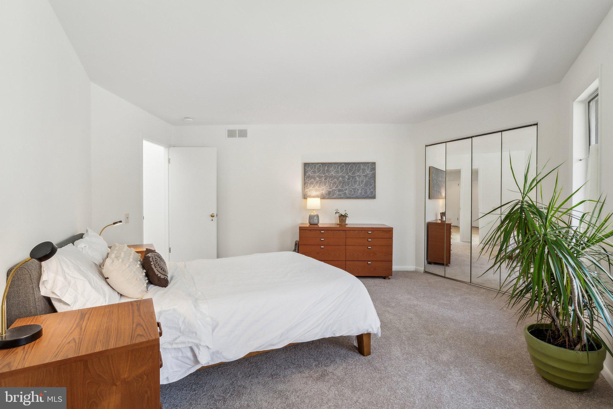 WOODMARK - Residential