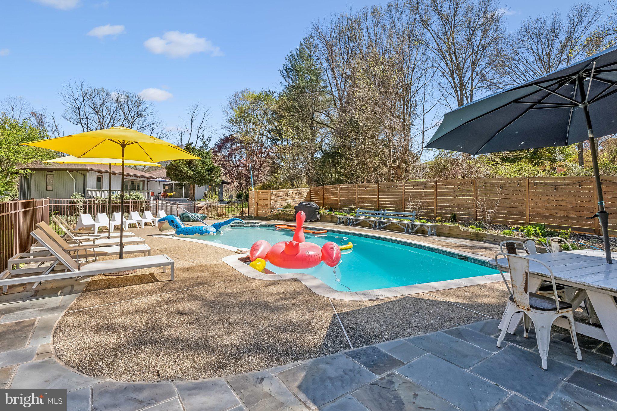 WOODMARK - Residential