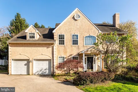 1212 Lemonton Court, Conshohocken, PA MLS: PAMC2131578