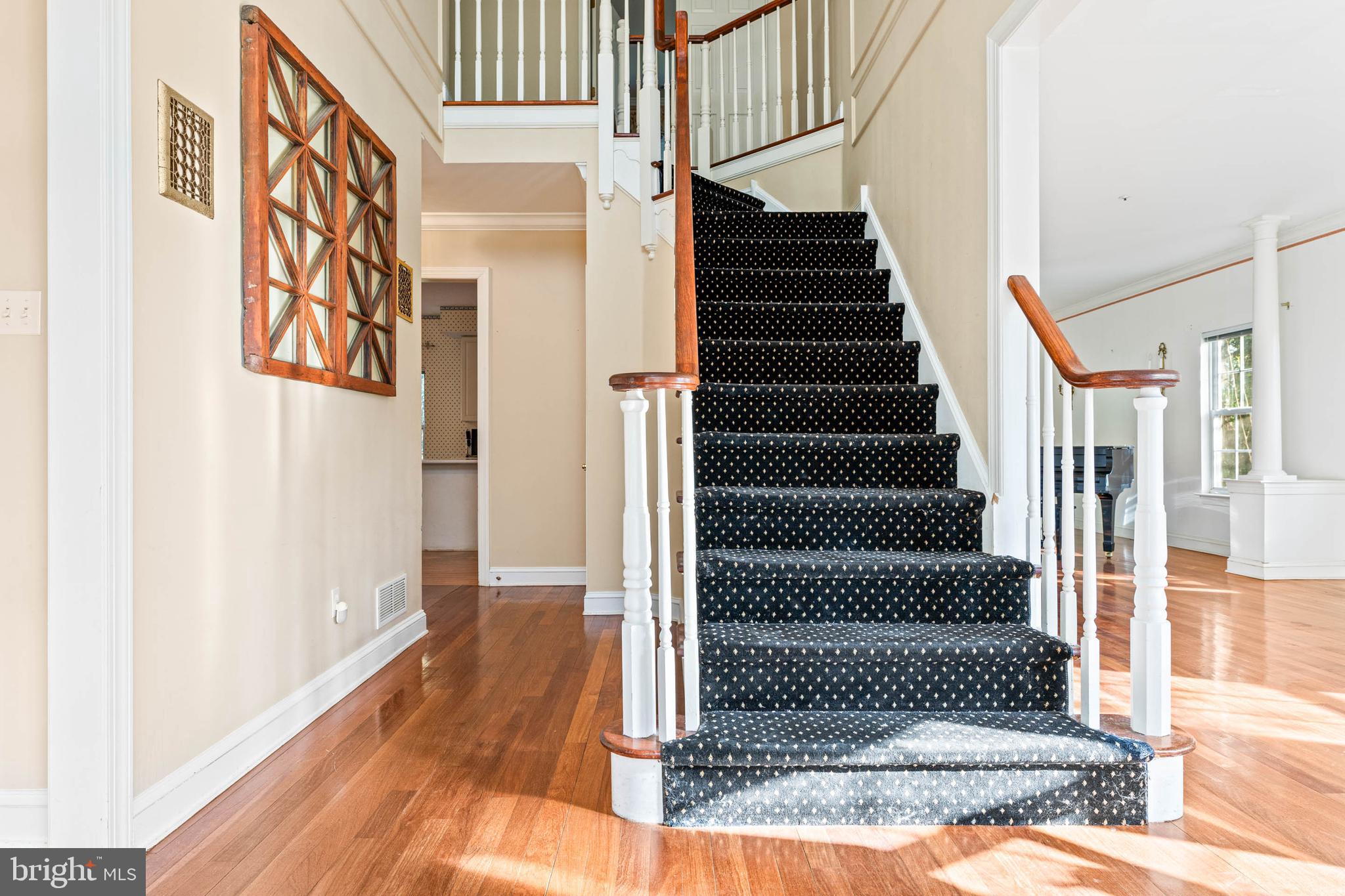 1212 LEMONTON COURT