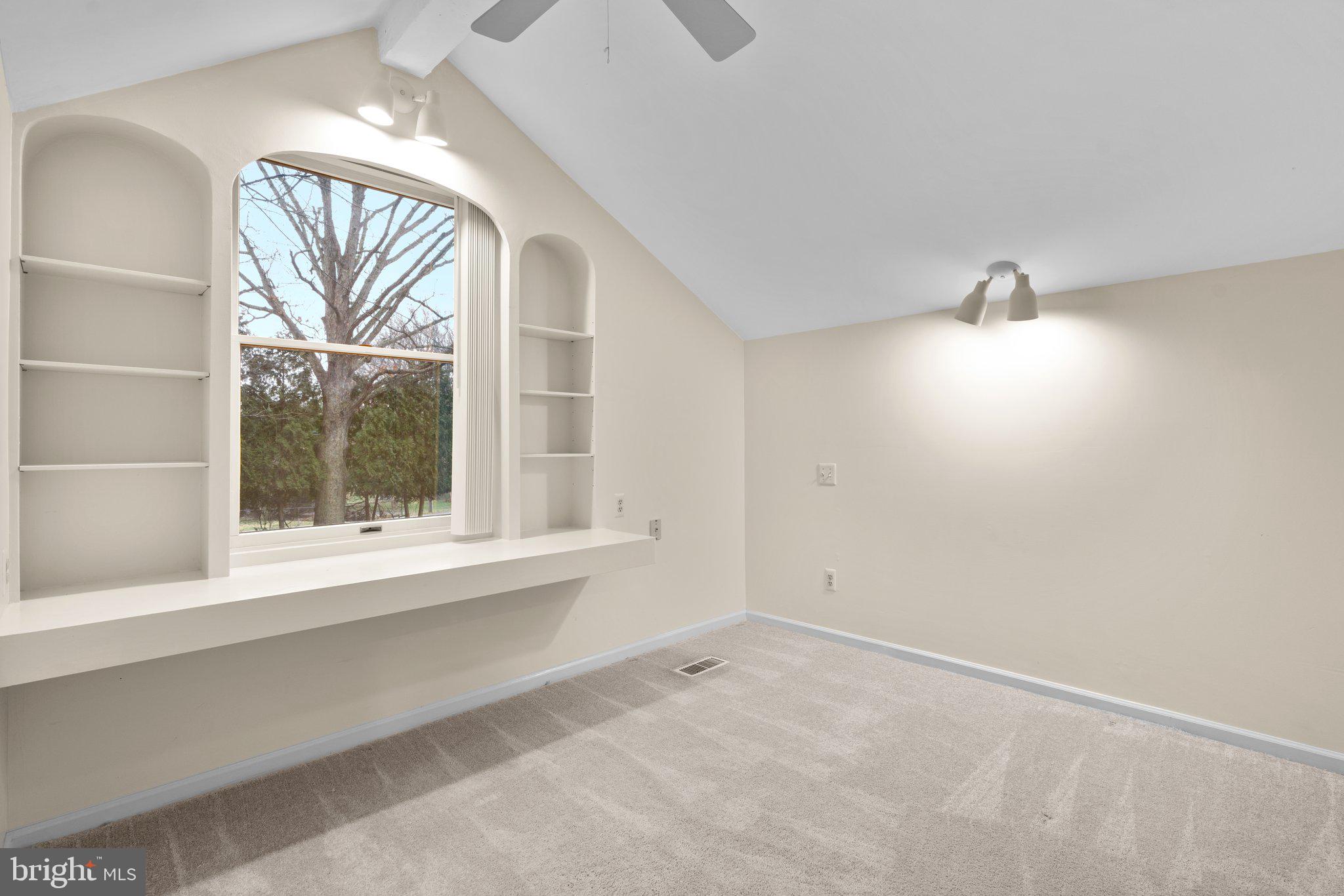 COLESVILLE - Residential