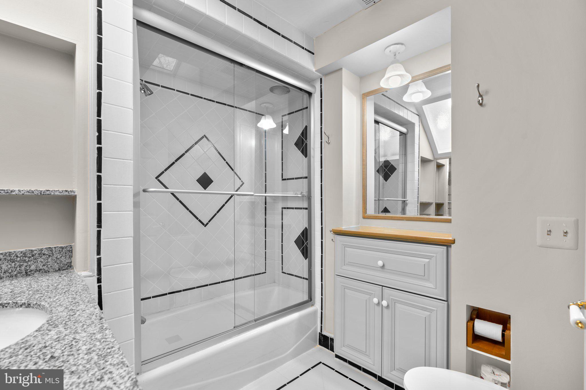 COLESVILLE - Residential