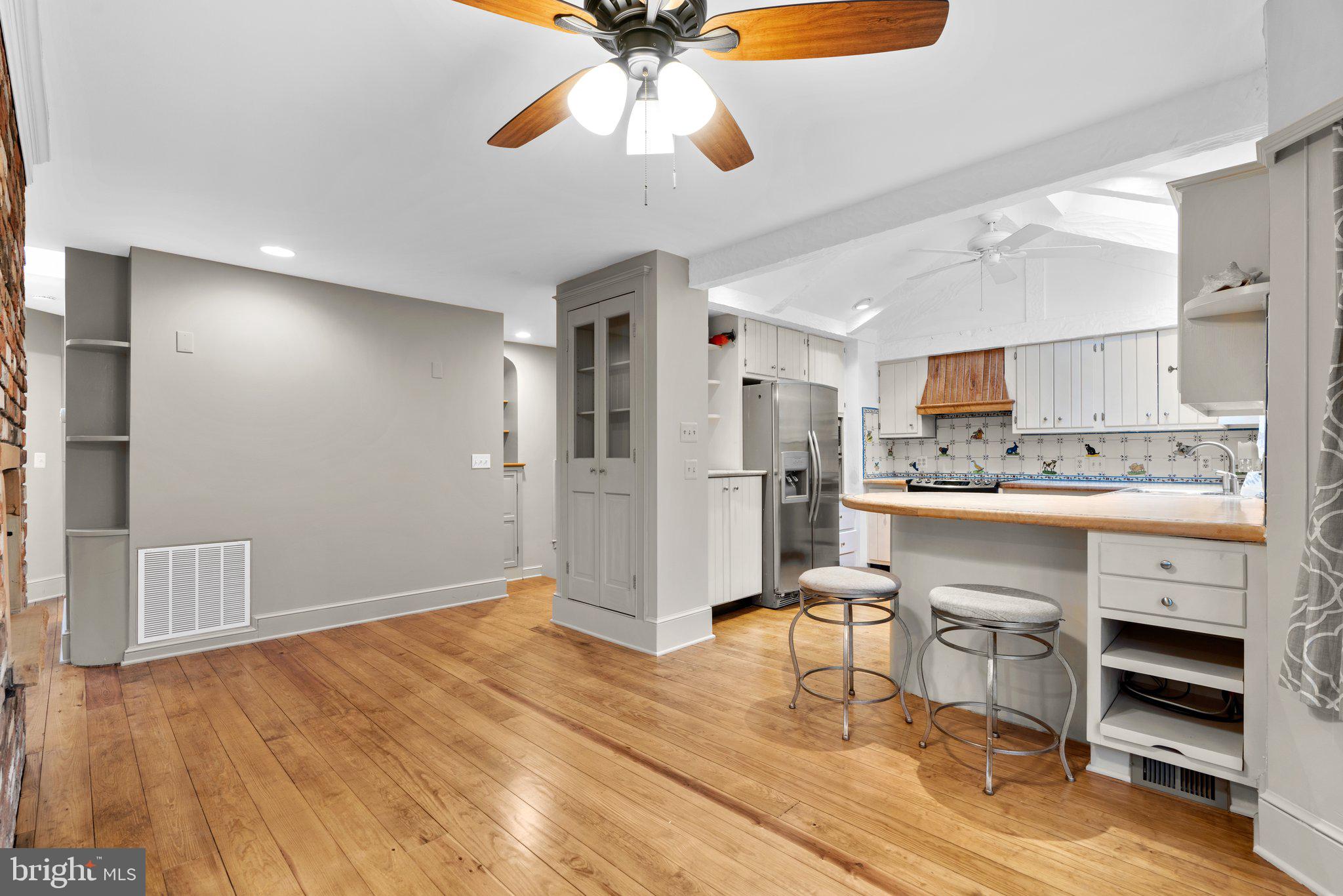 COLESVILLE - Residential