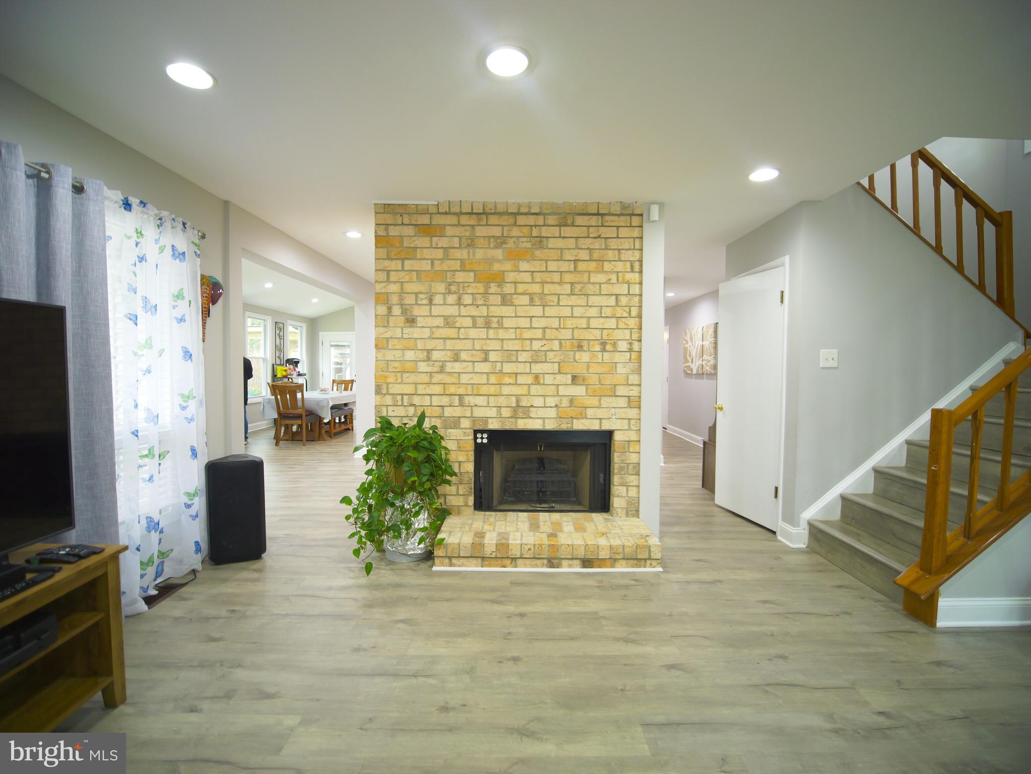 HOLMEHURST WEST - Residential