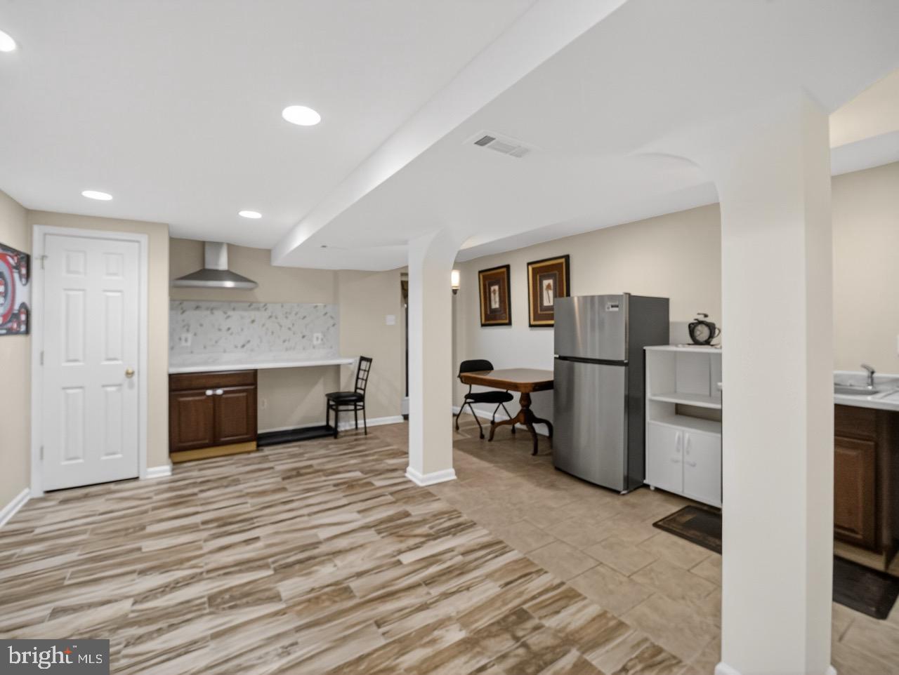 HOLMEHURST WEST - Residential