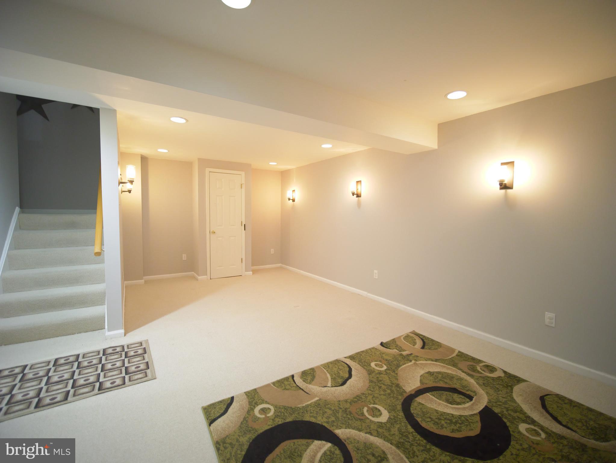 HOLMEHURST WEST - Residential