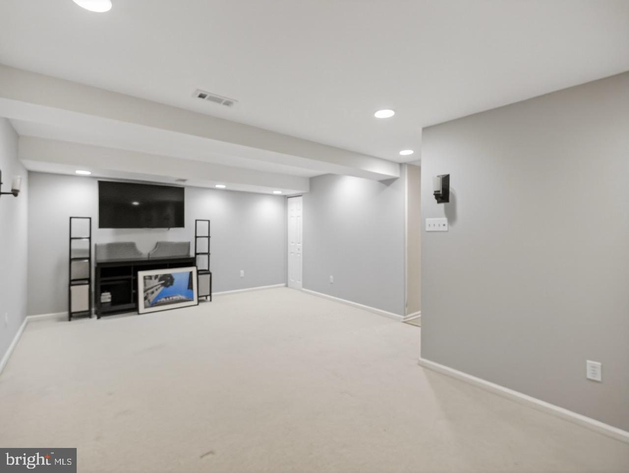 HOLMEHURST WEST - Residential