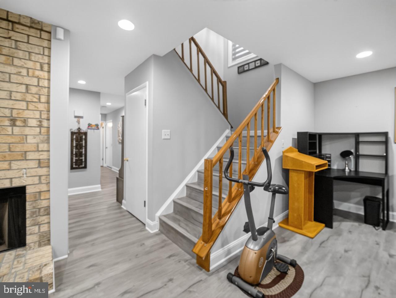 HOLMEHURST WEST - Residential