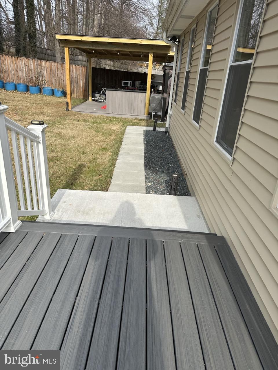 HOLMEHURST WEST - Residential