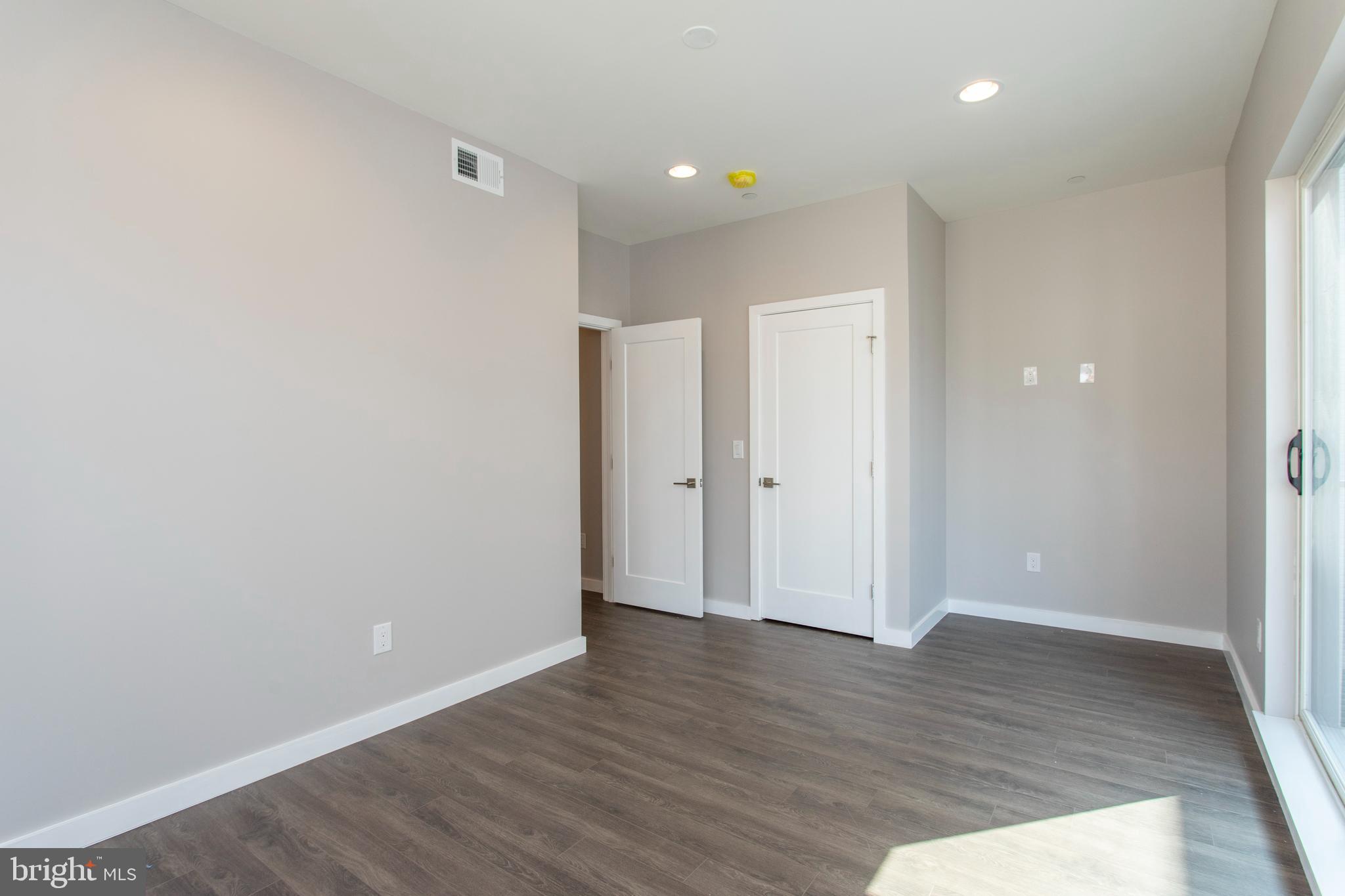 FRANCISVILLE - Residential Lease
