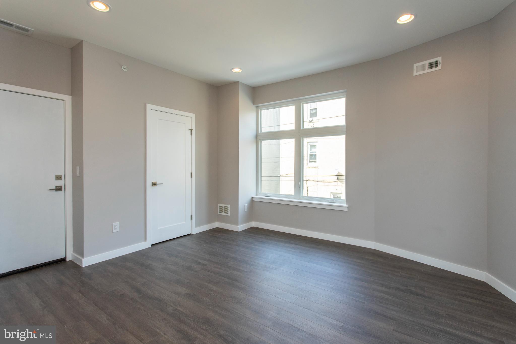 FRANCISVILLE - Residential Lease