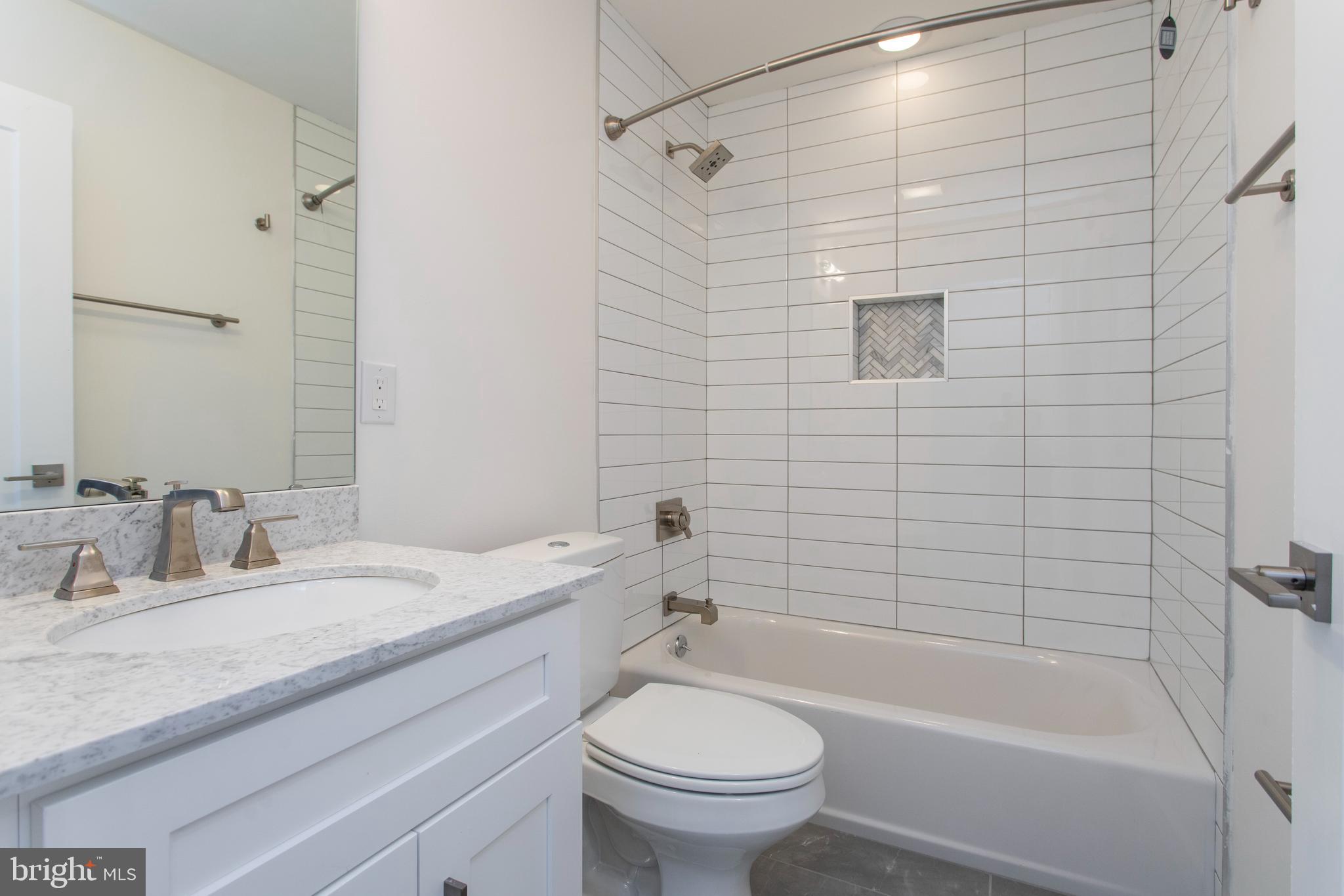 FRANCISVILLE - Residential Lease