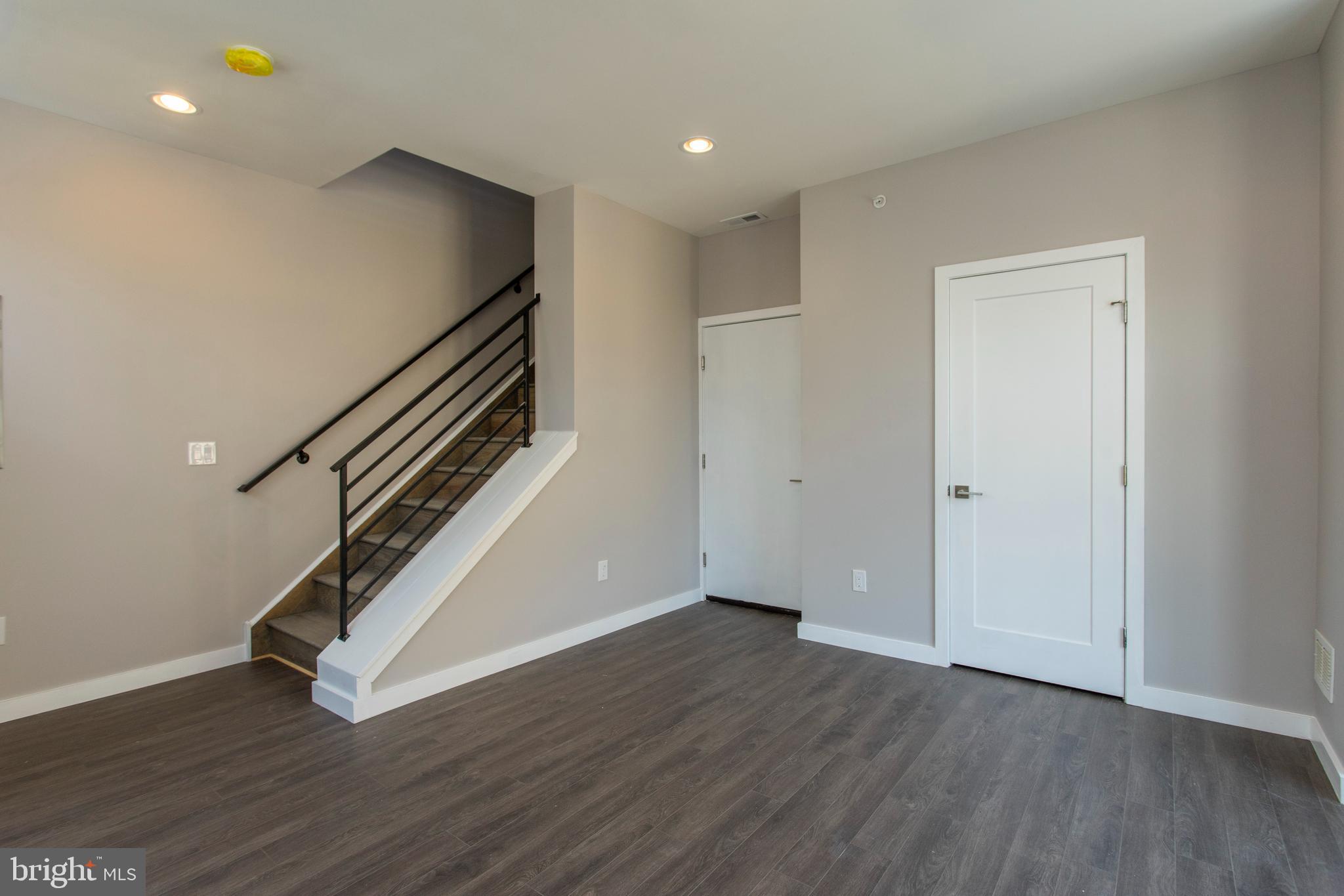 FRANCISVILLE - Residential Lease