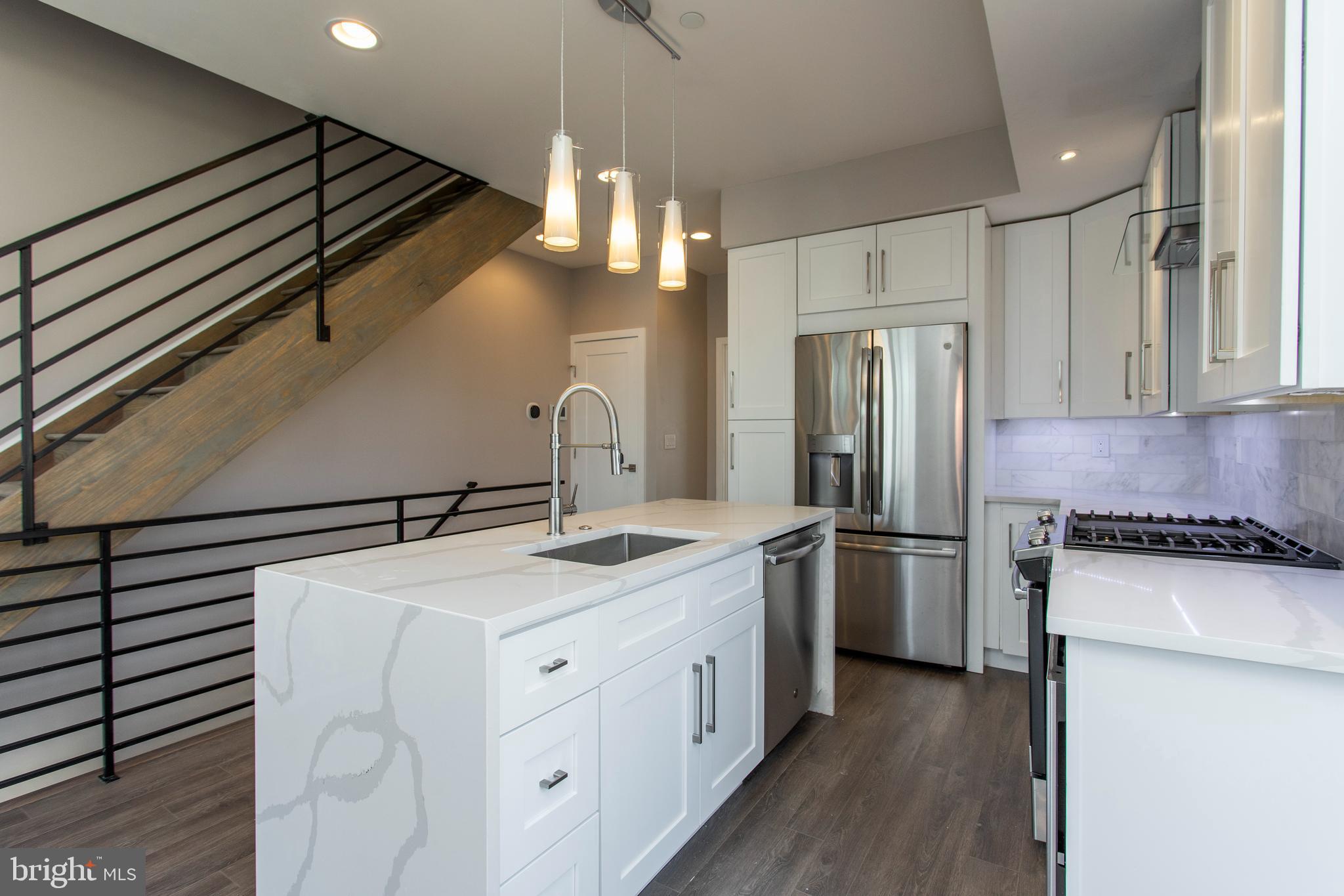 FRANCISVILLE - Residential Lease