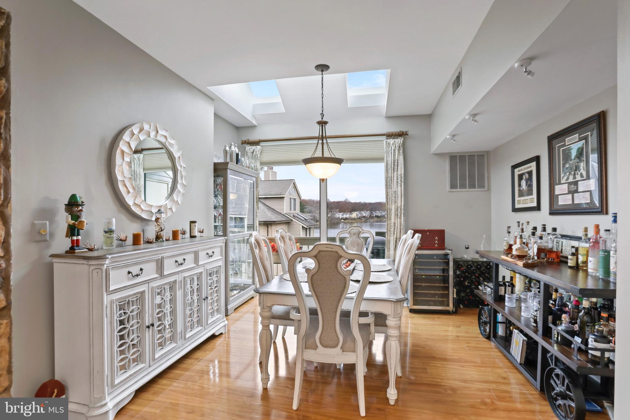 HARBOR POINT - Residential Lease