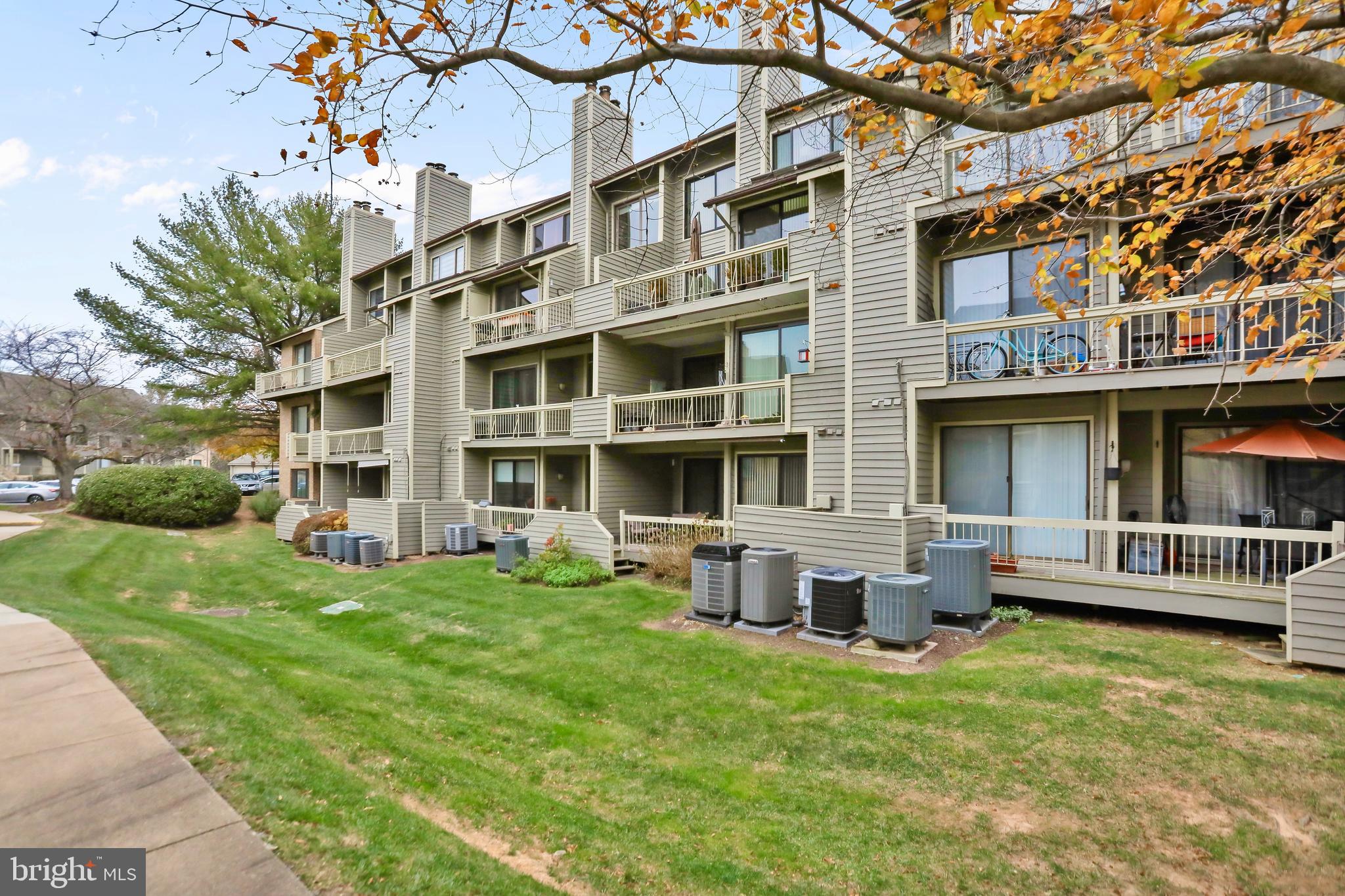 HARBOR POINT - Residential Lease