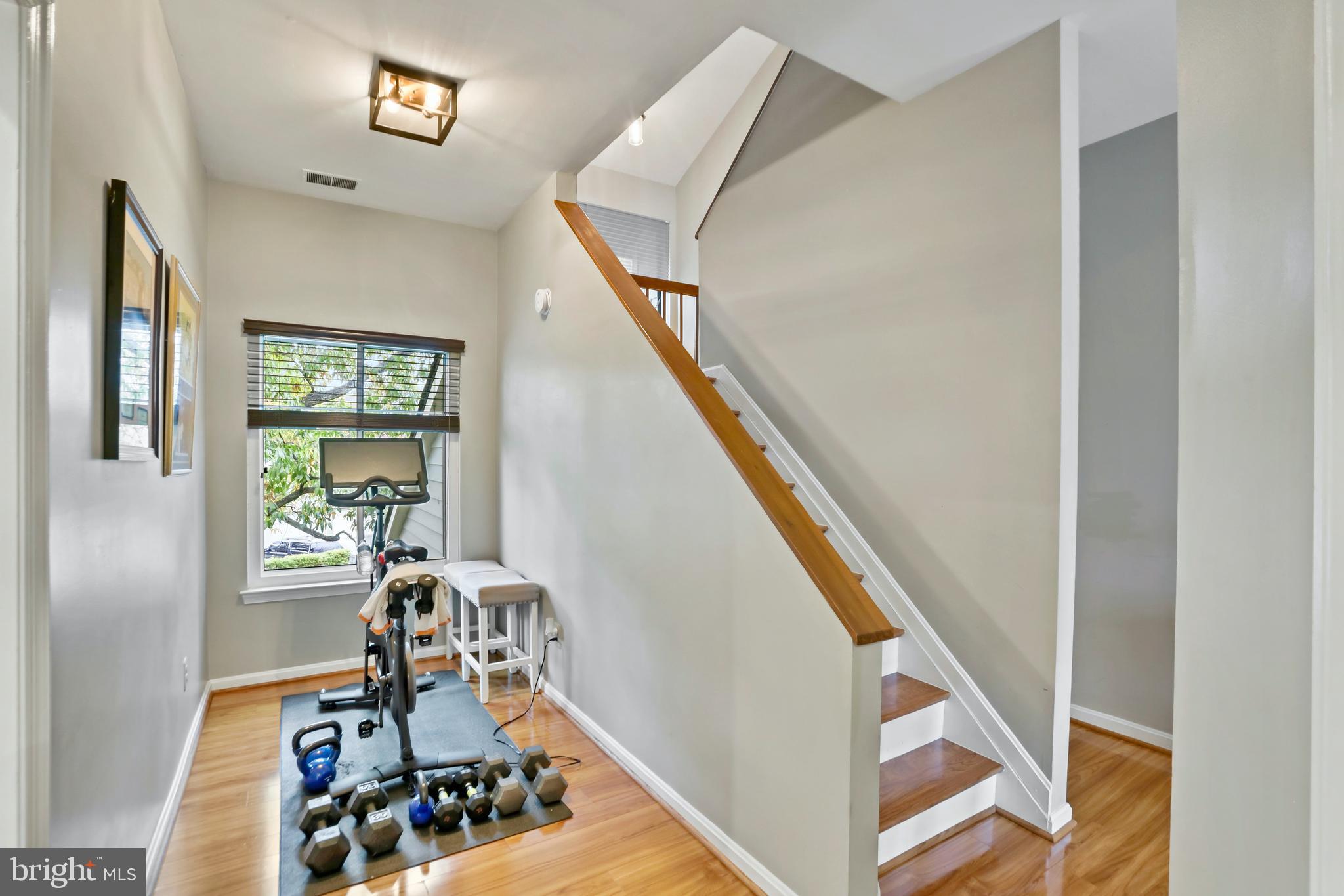 HARBOR POINT - Residential Lease